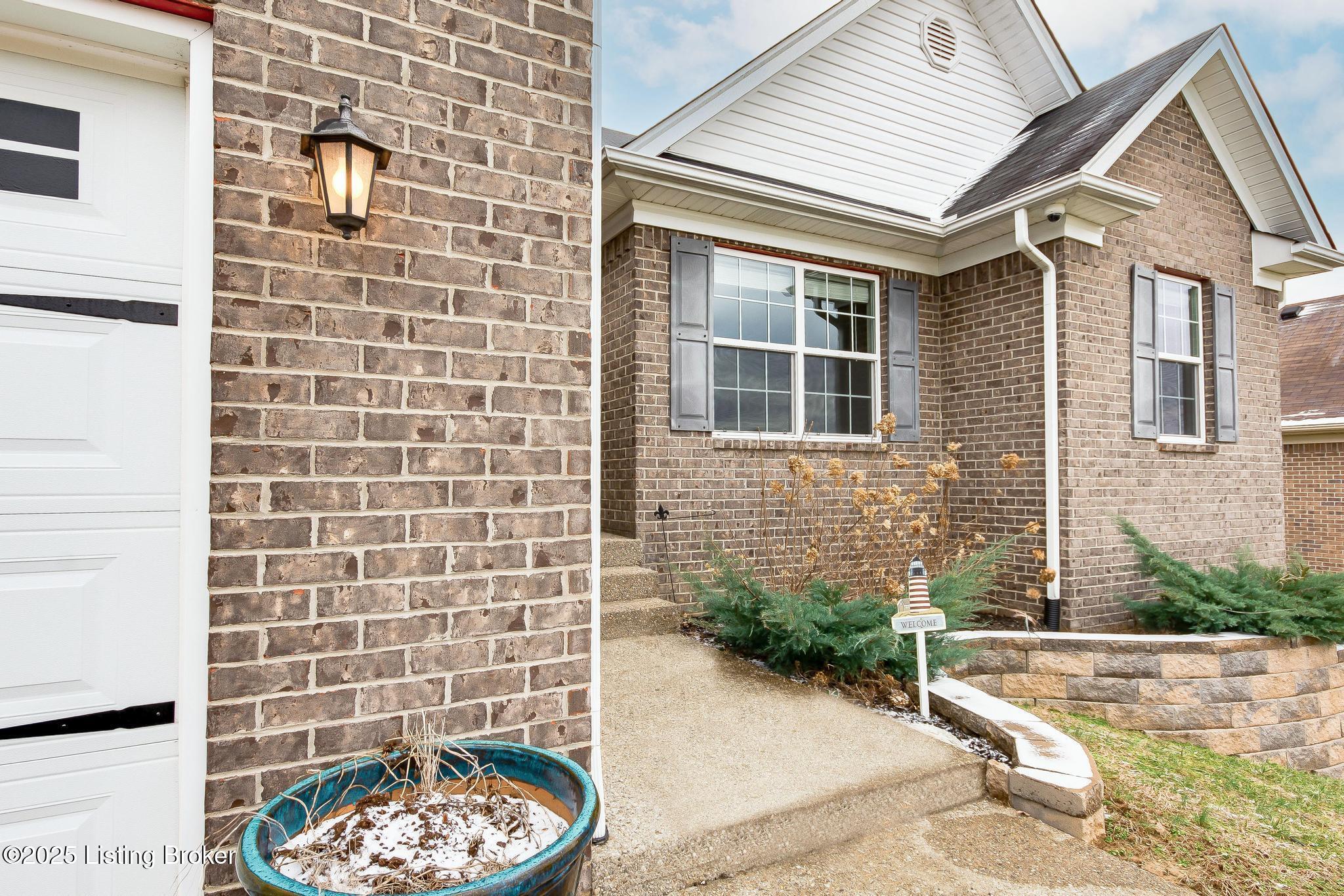 204 Autumn Ridge Dr