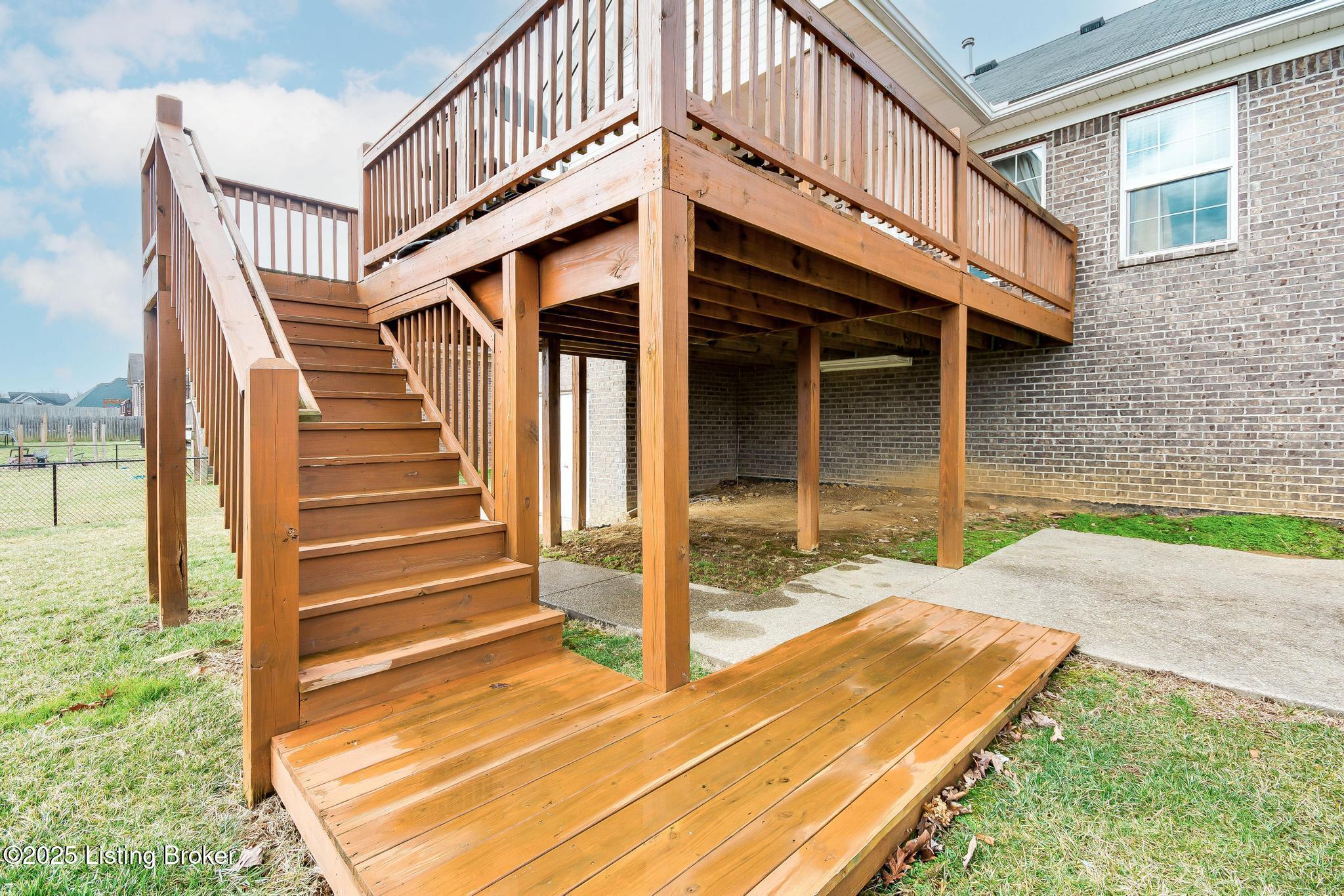 204 Autumn Ridge Dr