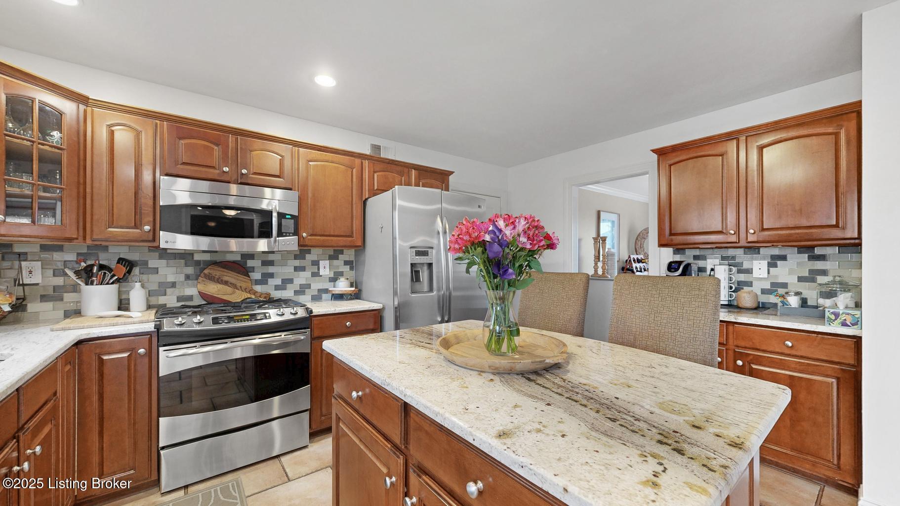 1439 Twin Ridge Rd