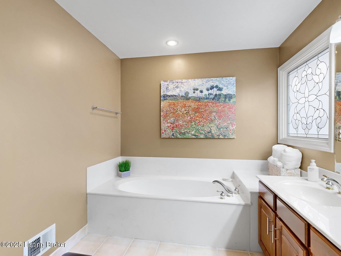 1439 Twin Ridge Rd