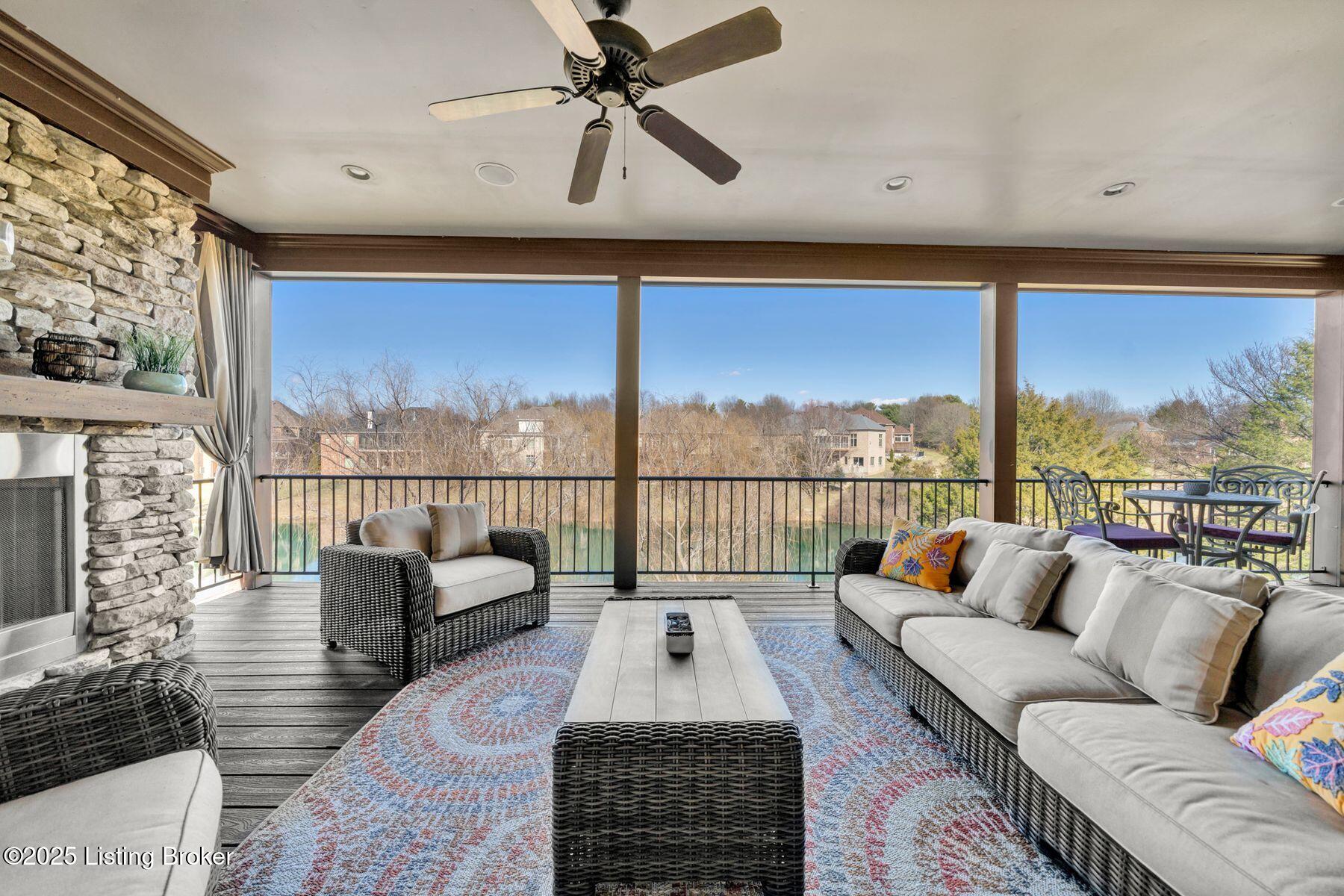 7507 Creekton Dr