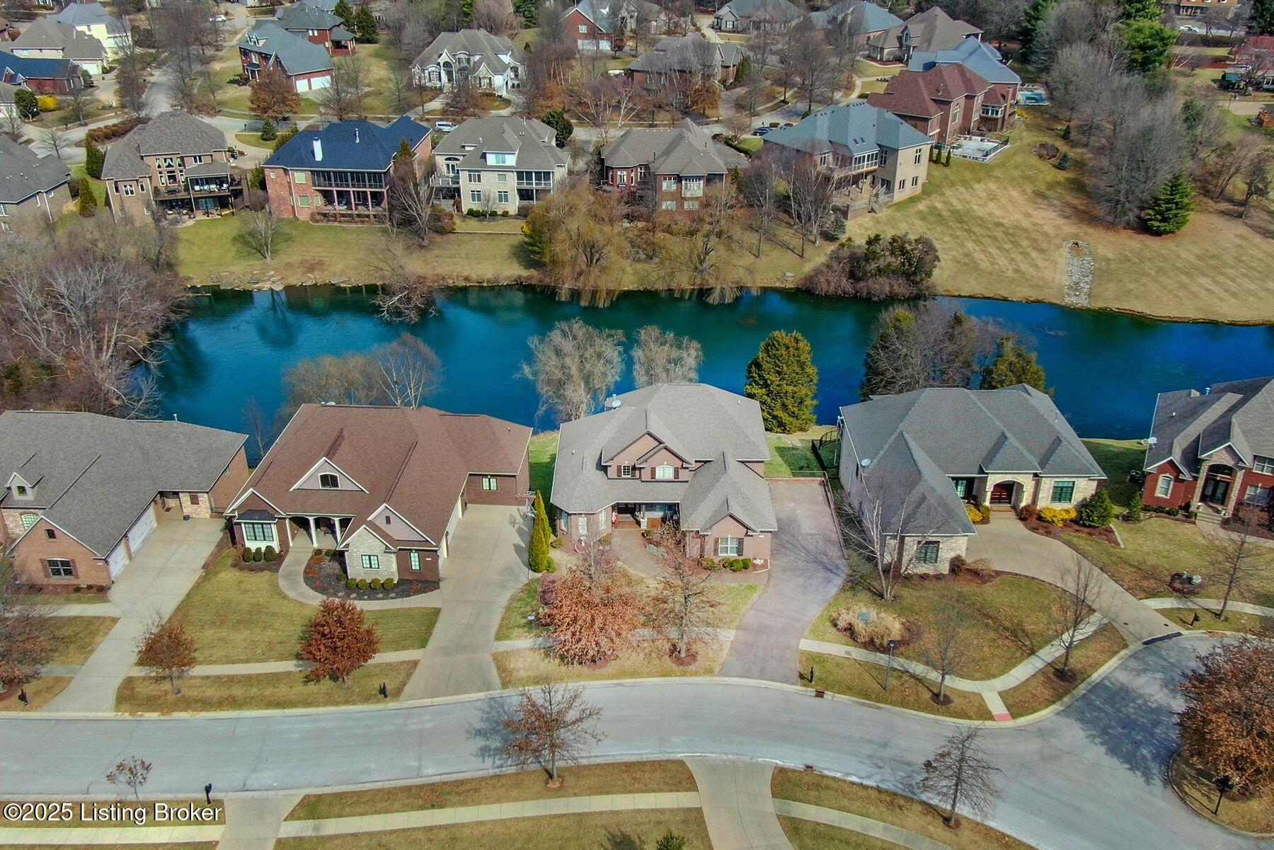 7507 Creekton Dr