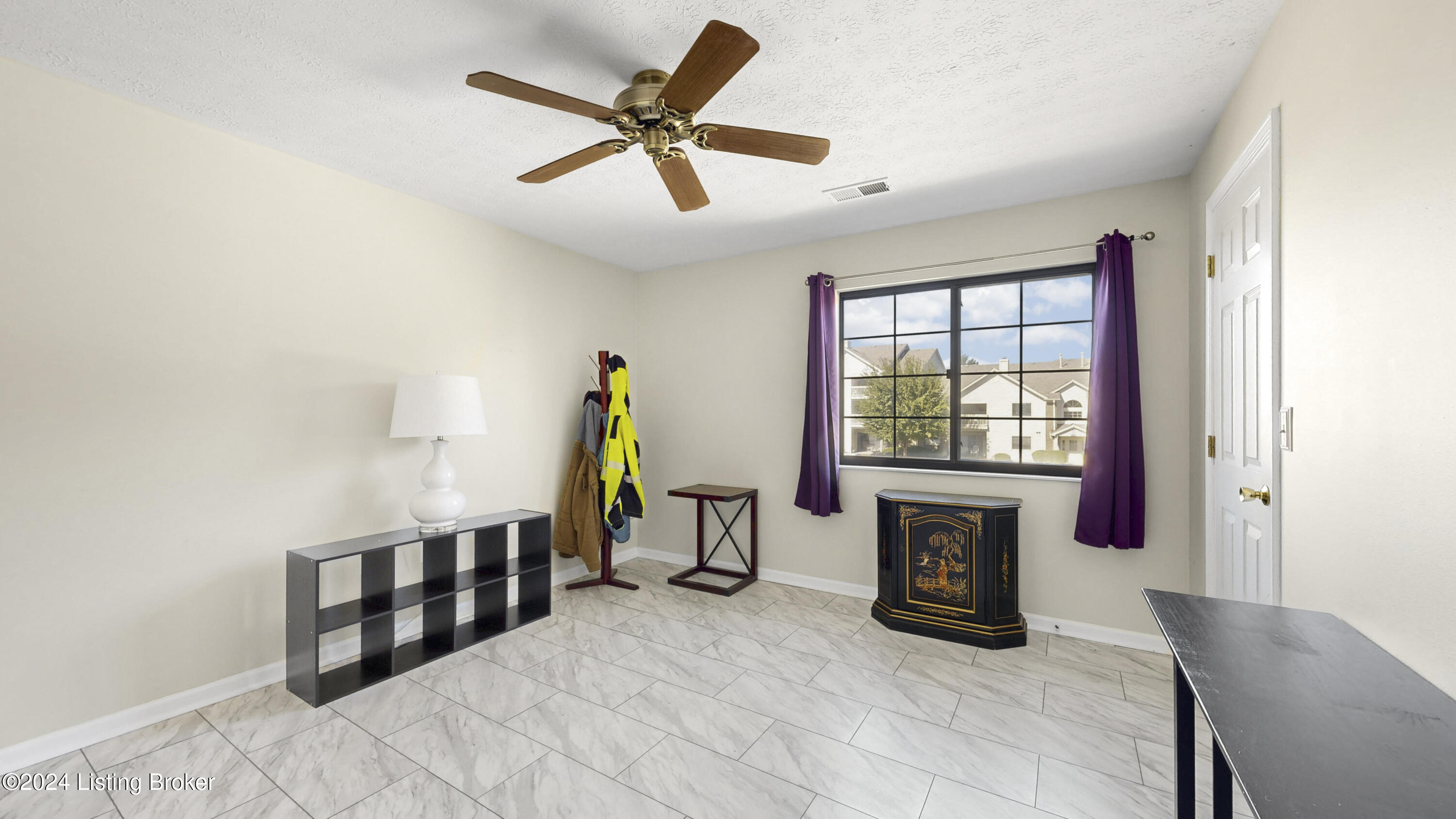 3805 Yardley Ct 205