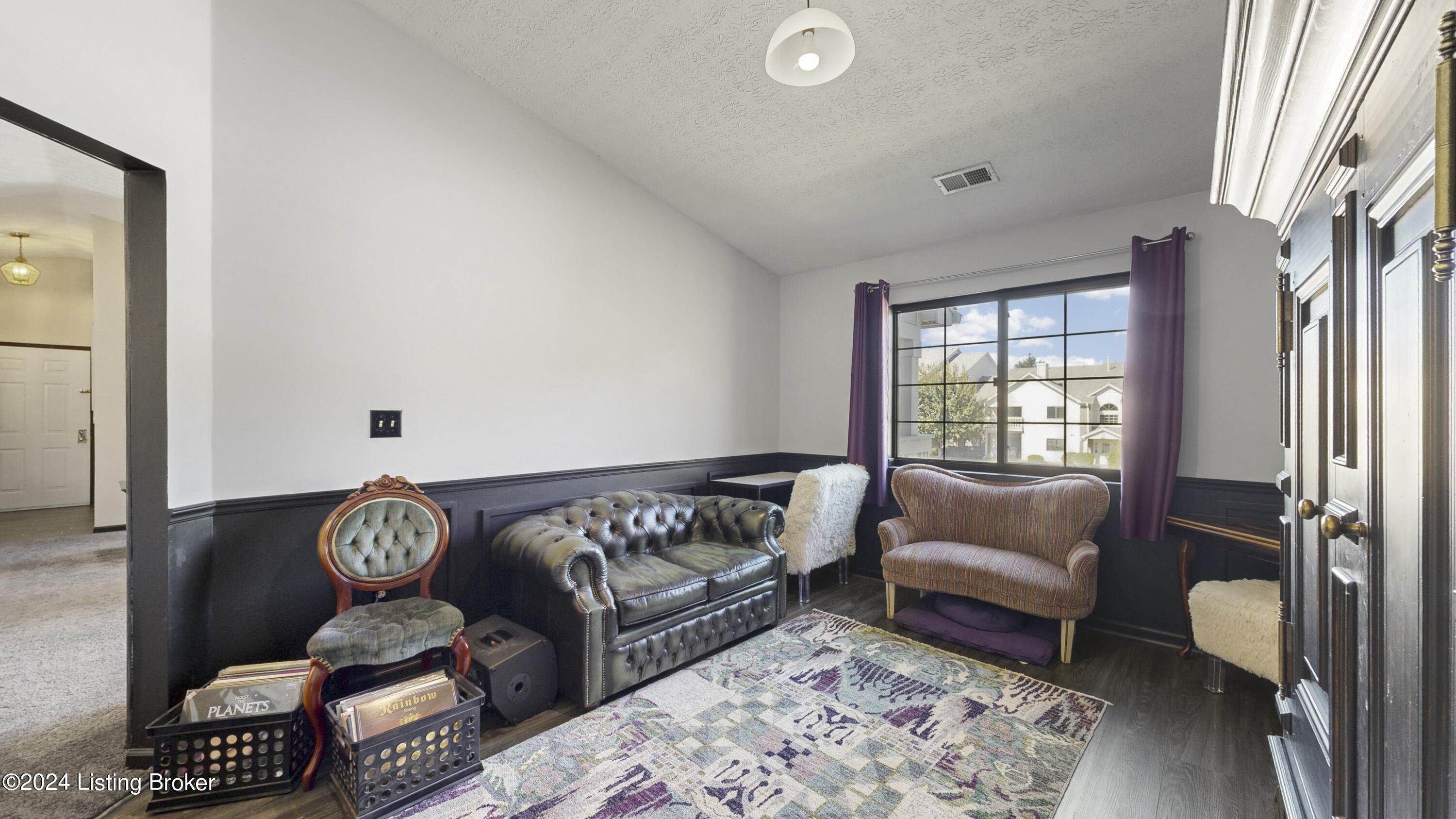 3805 Yardley Ct 205