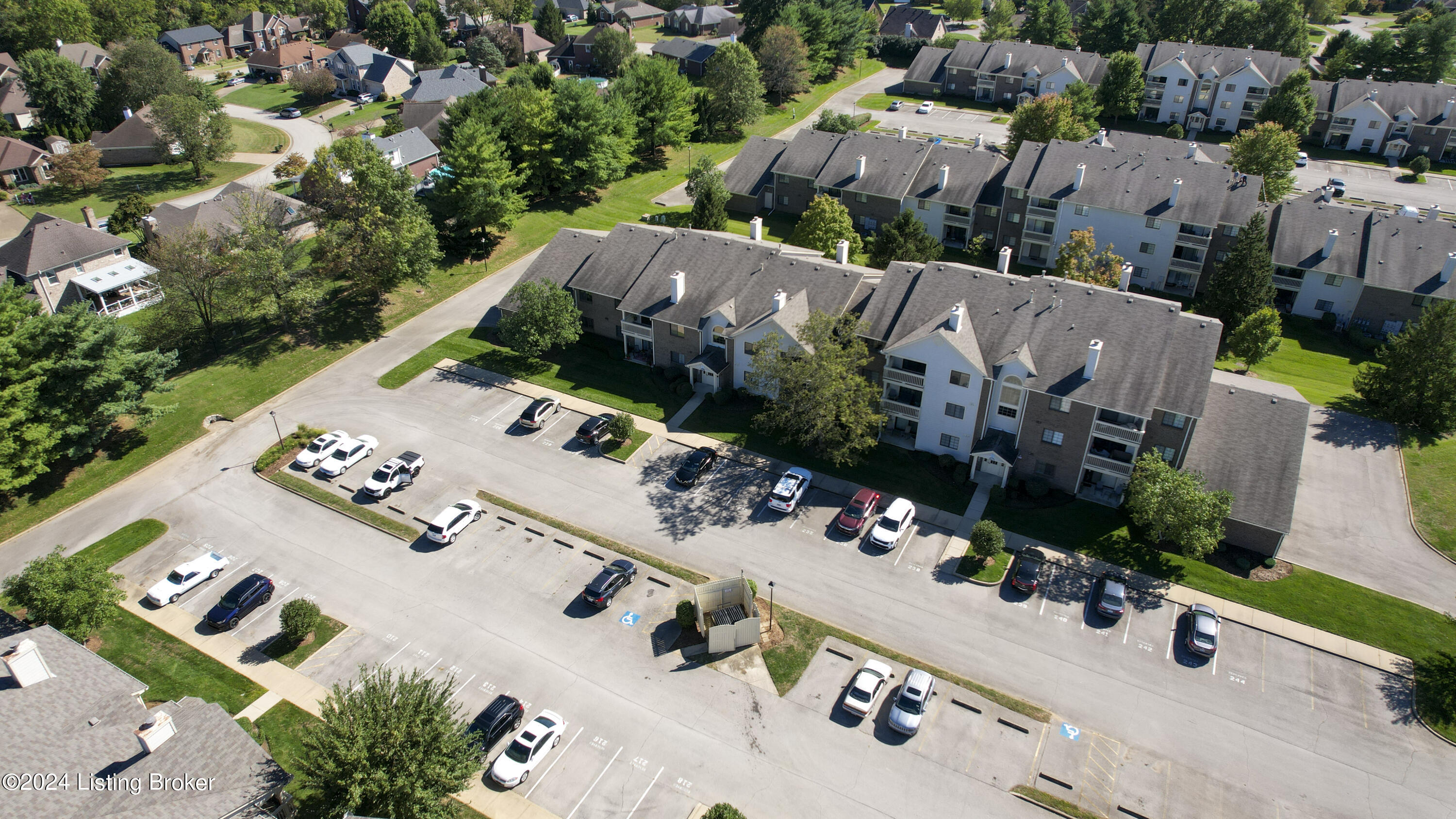 3805 Yardley Ct 205