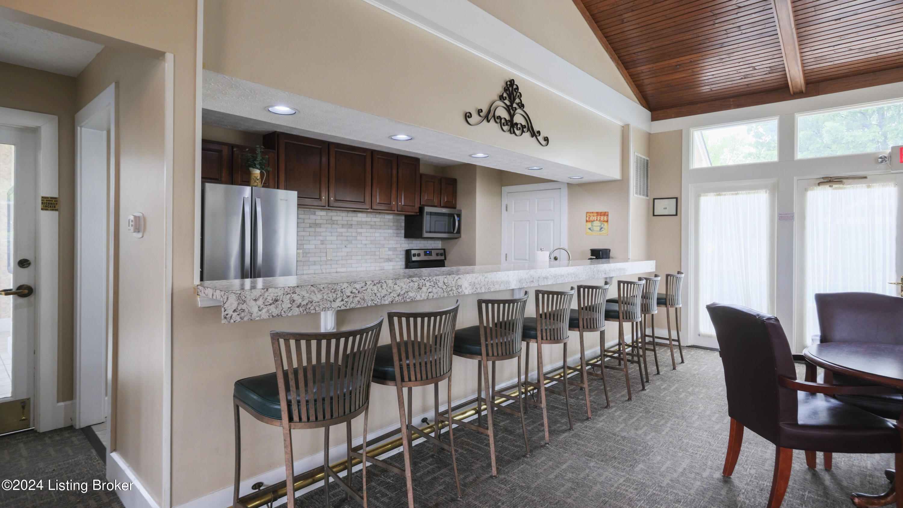 3805 Yardley Ct 205