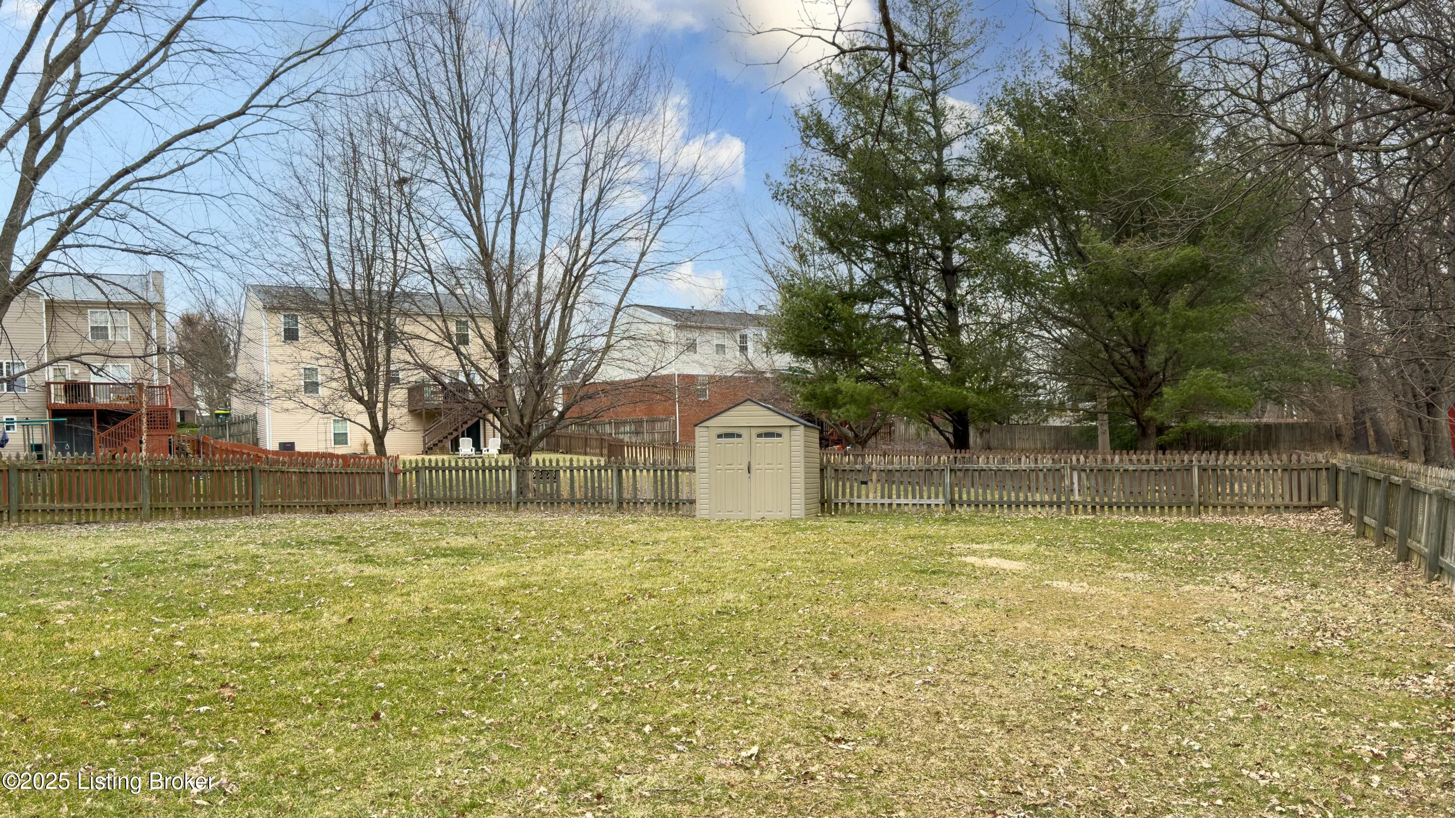 11817 Halifax Dr