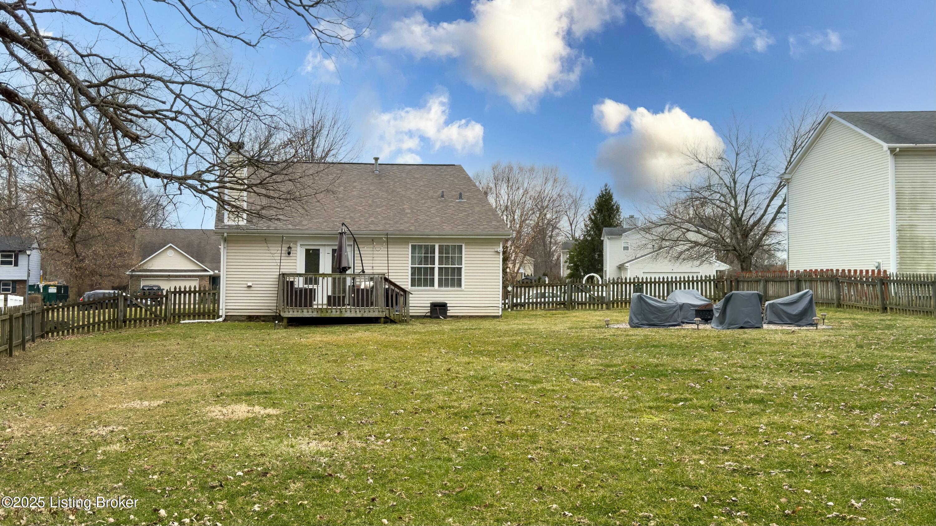 11817 Halifax Dr