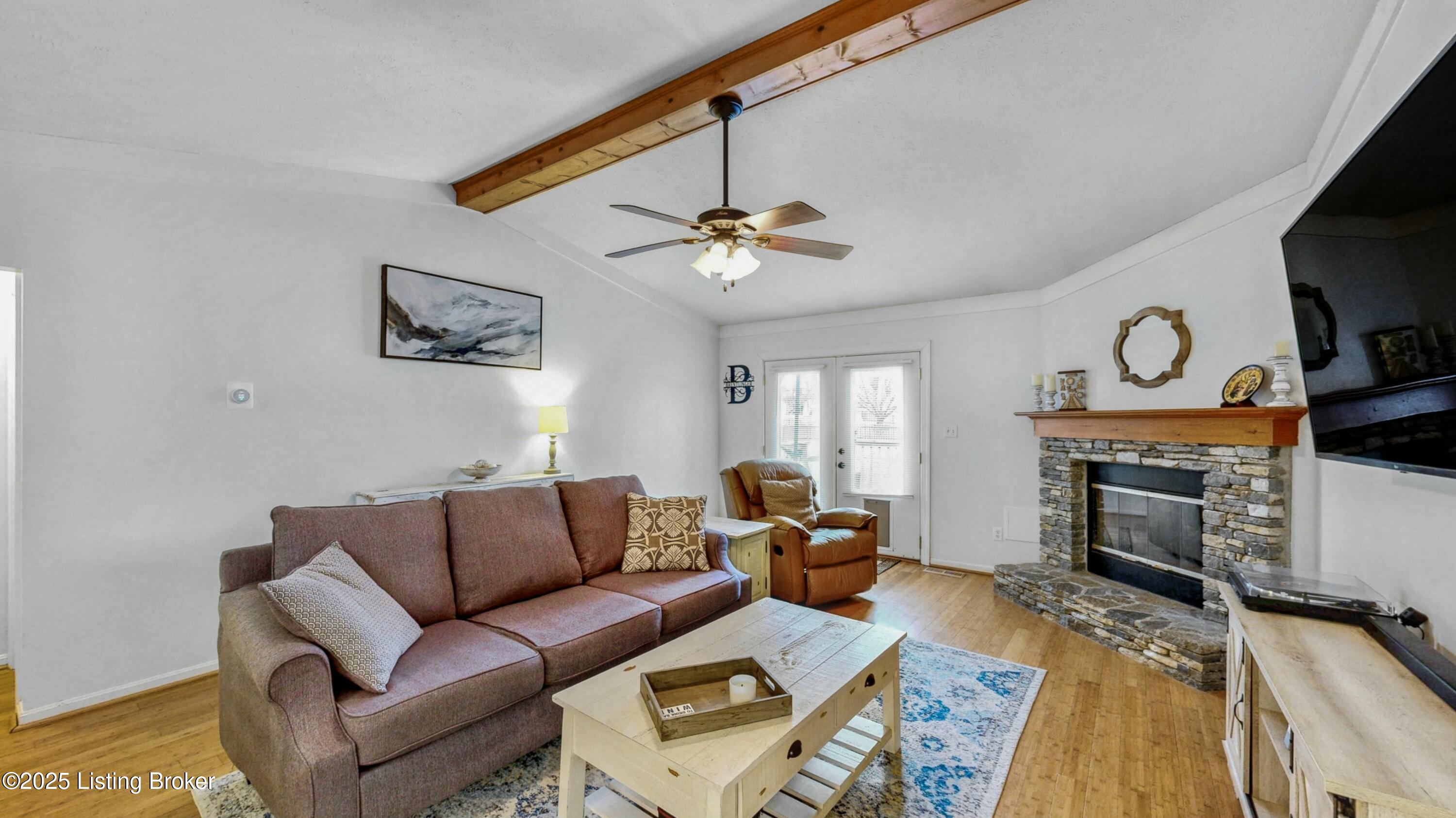 11817 Halifax Dr