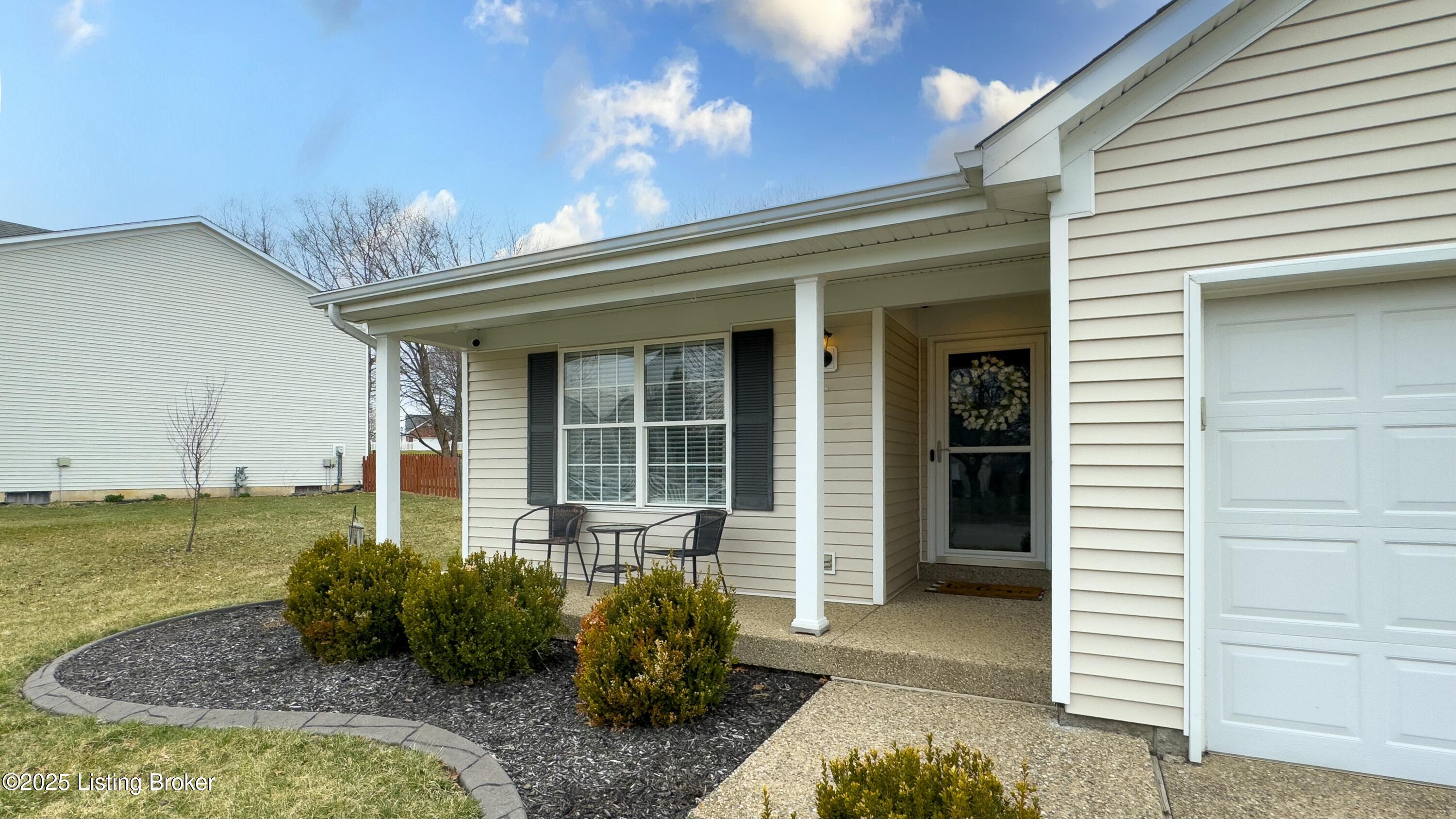 11817 Halifax Dr