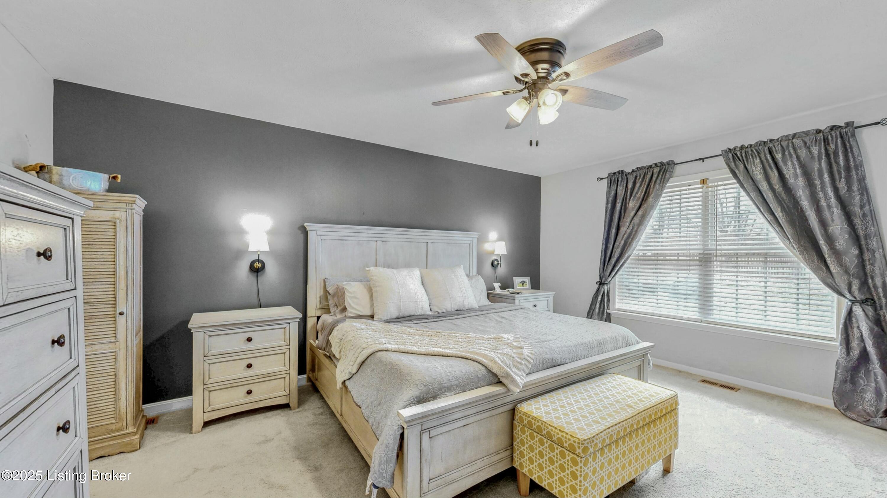 11817 Halifax Dr