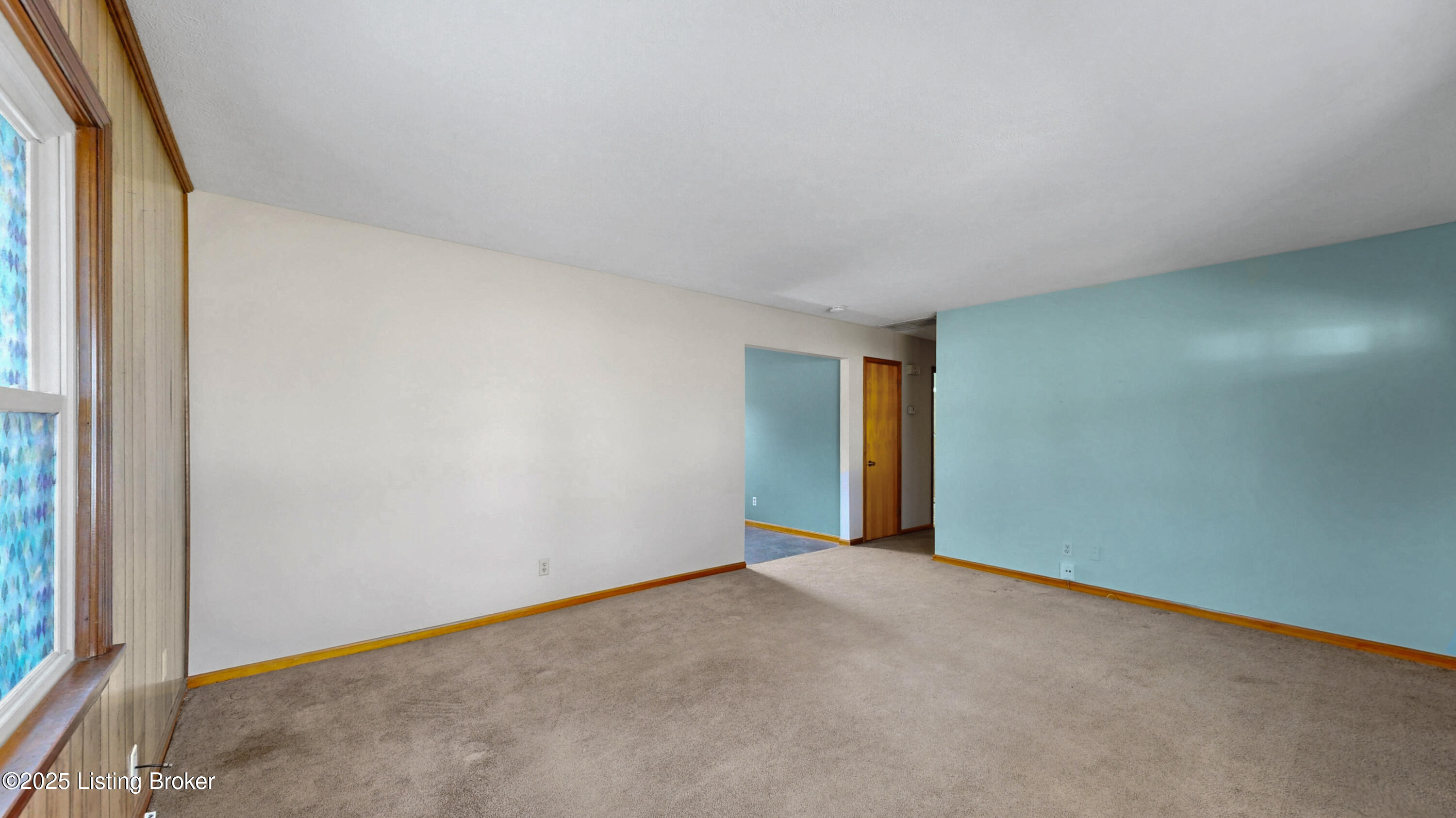 204 Rosebank Ct