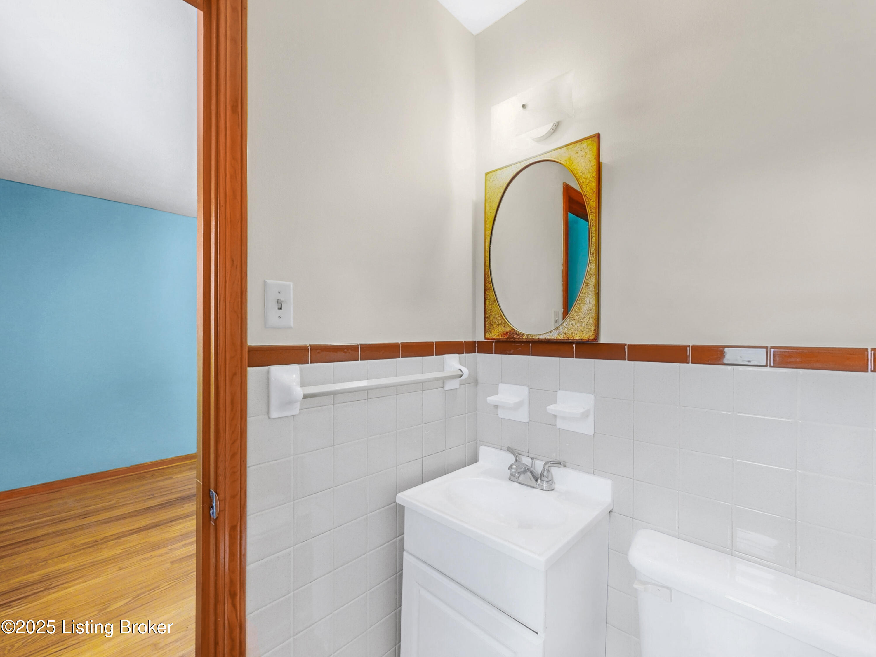 204 Rosebank Ct