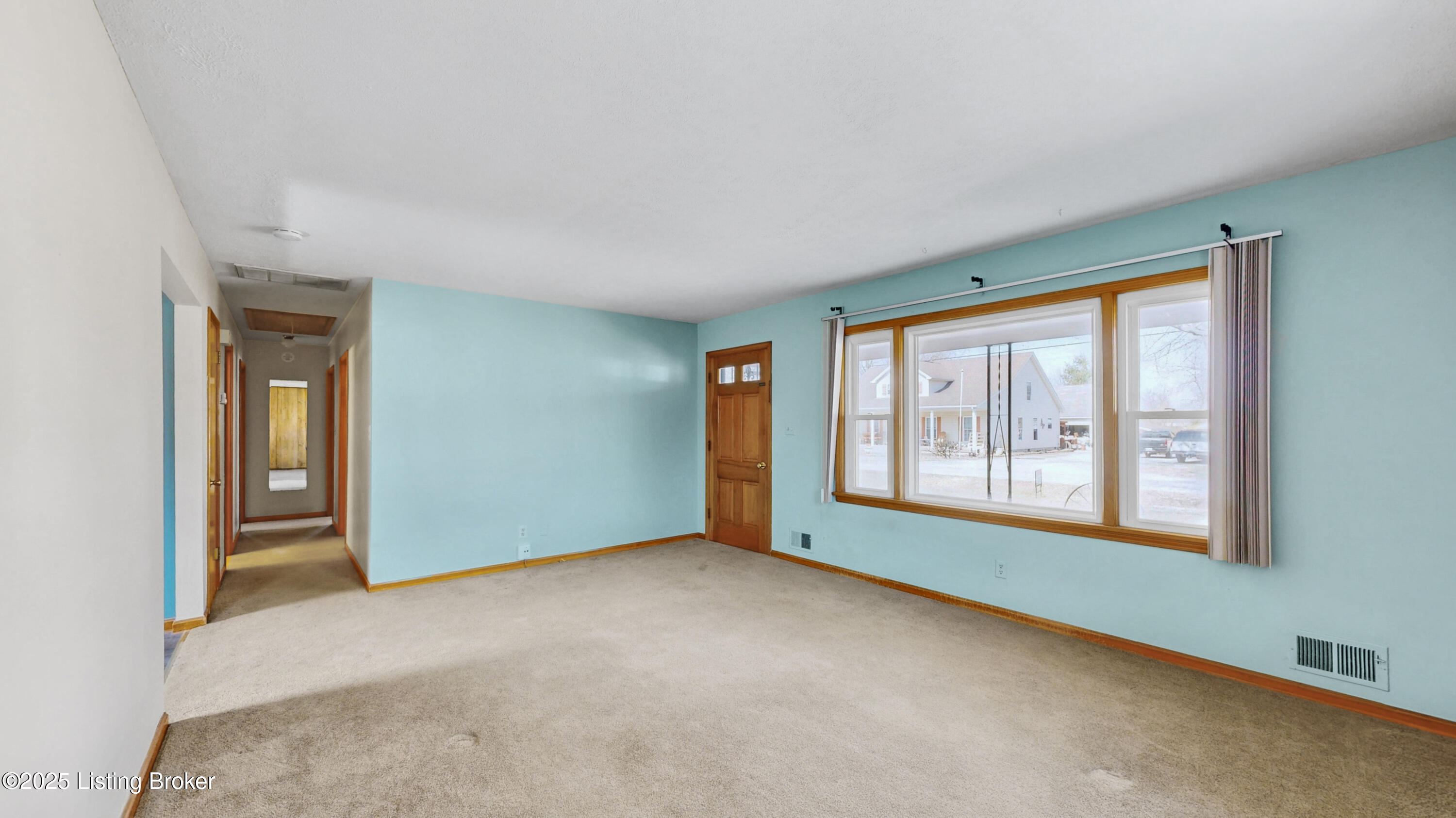 204 Rosebank Ct