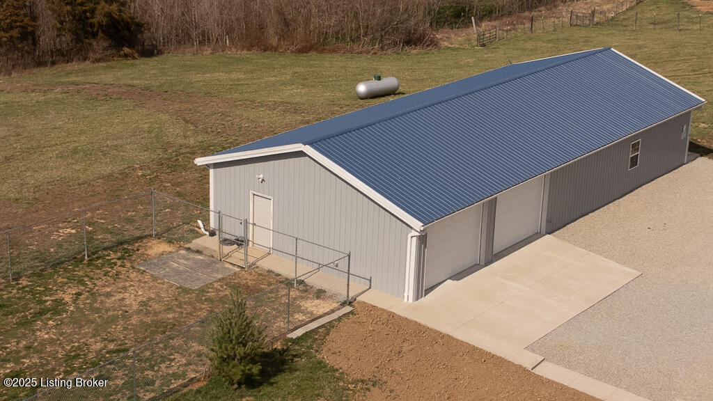 1885 Ashes Creek Rd