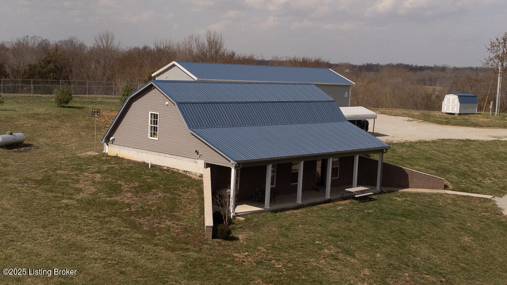 1885 Ashes Creek Rd