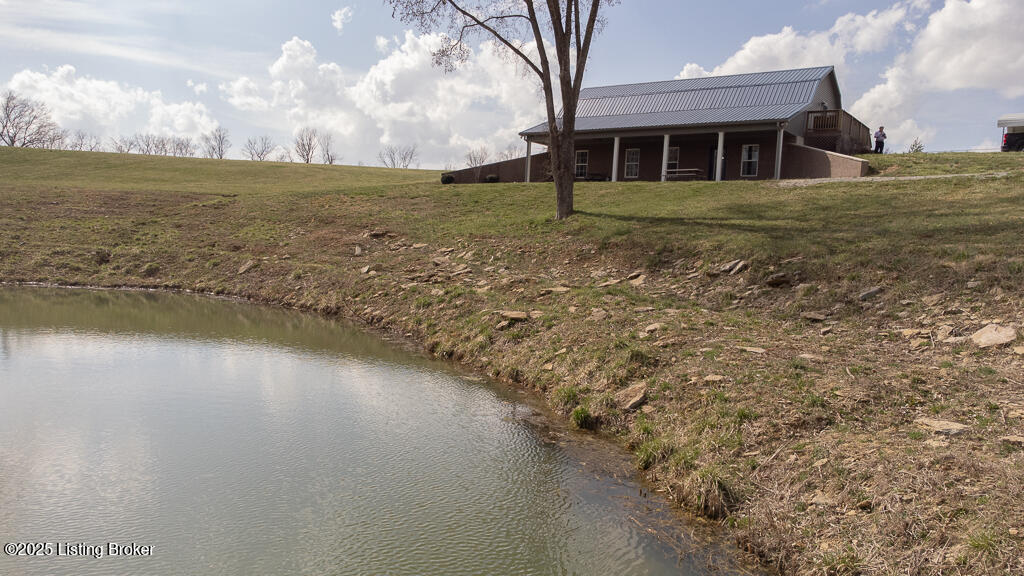 1885 Ashes Creek Rd