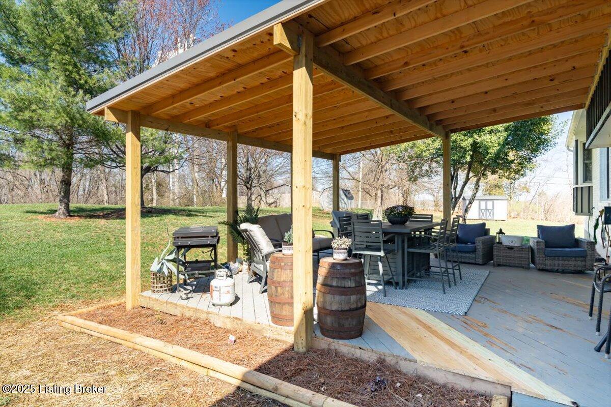 3508 W Hwy 22 Hwy