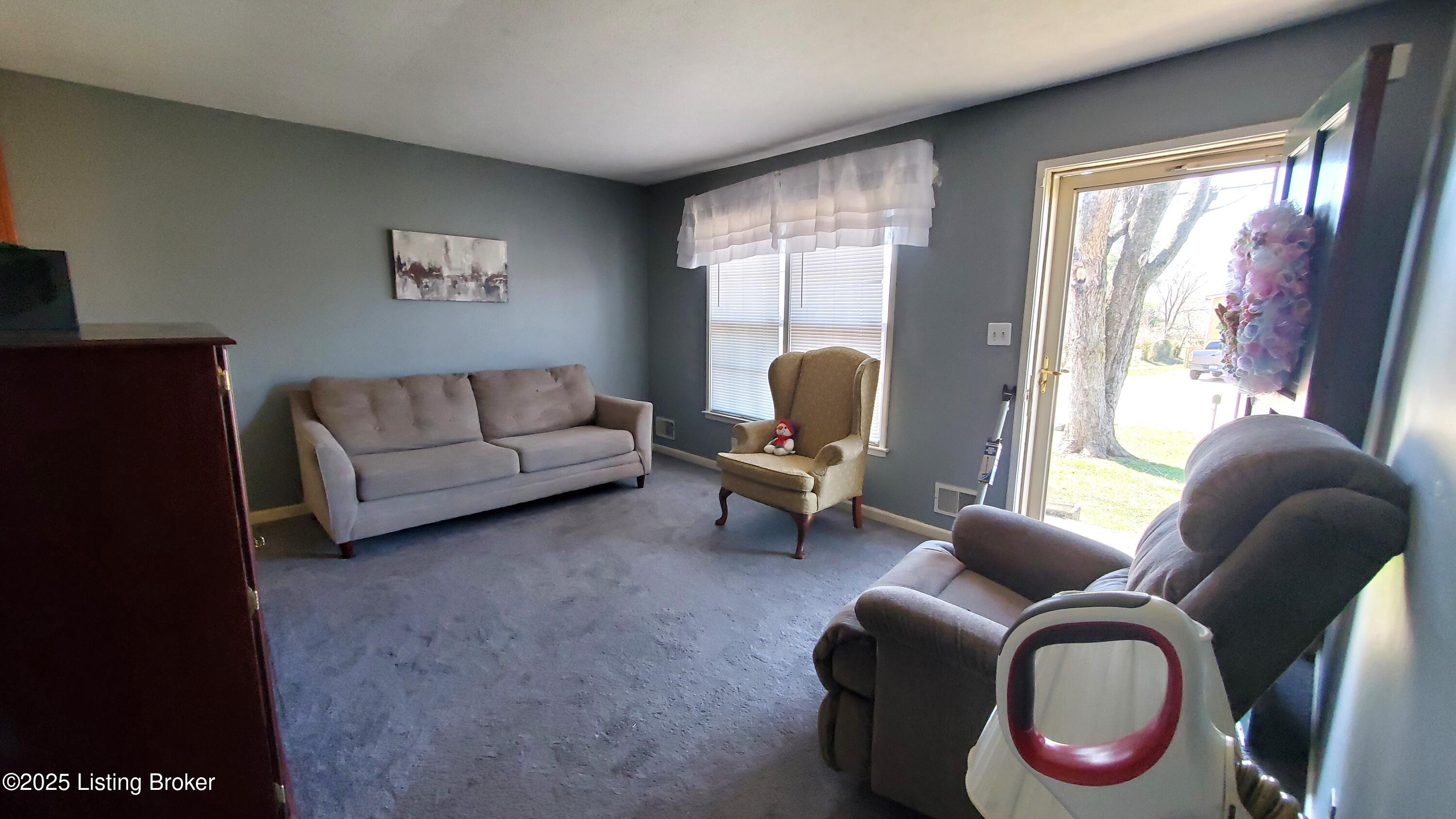 9711 Lancewood Rd