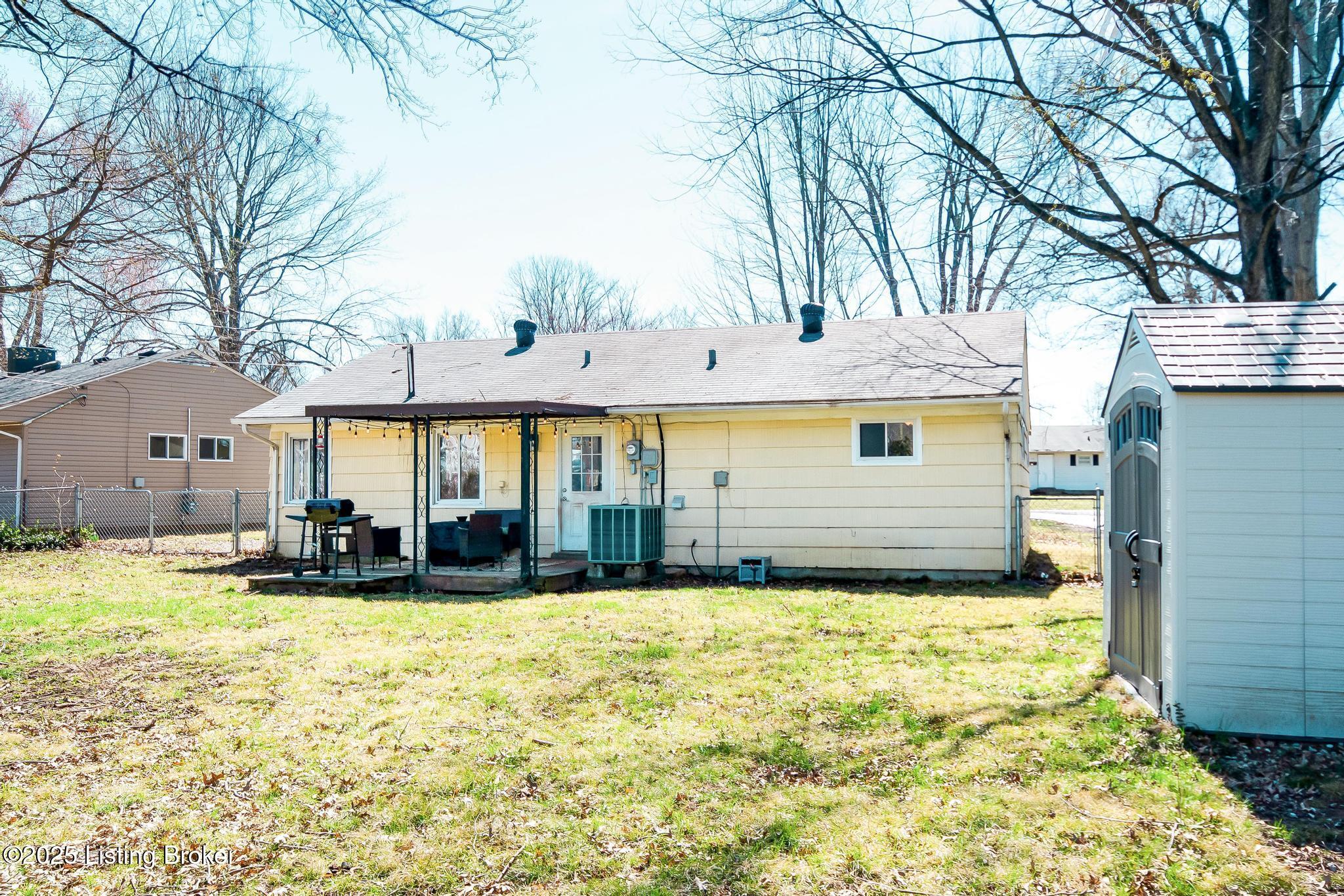 1415 Stonewall Way