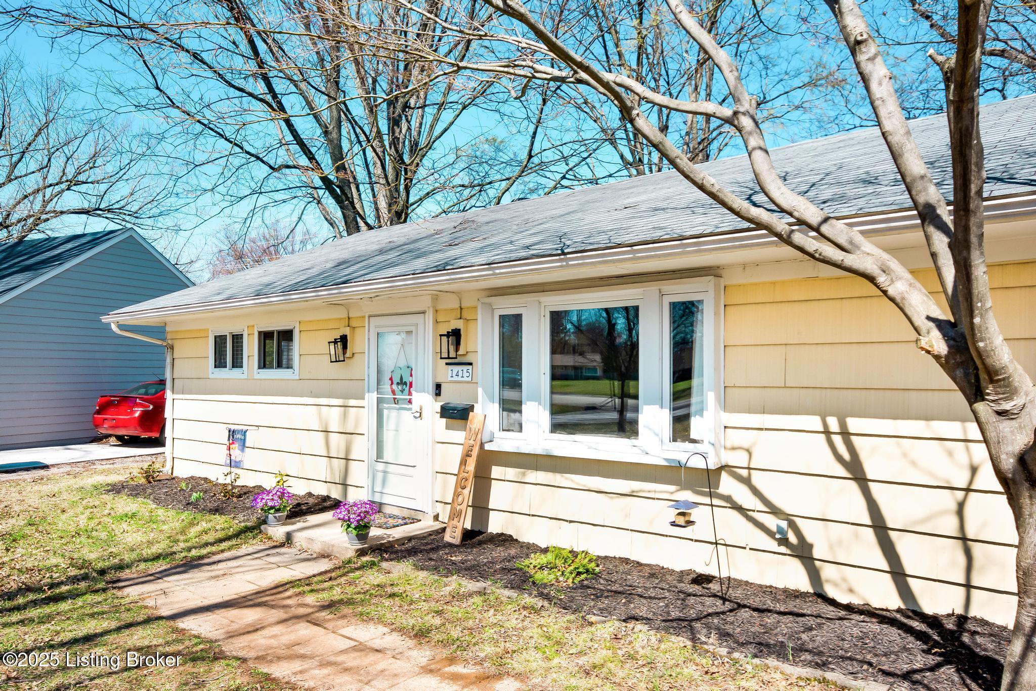 1415 Stonewall Way