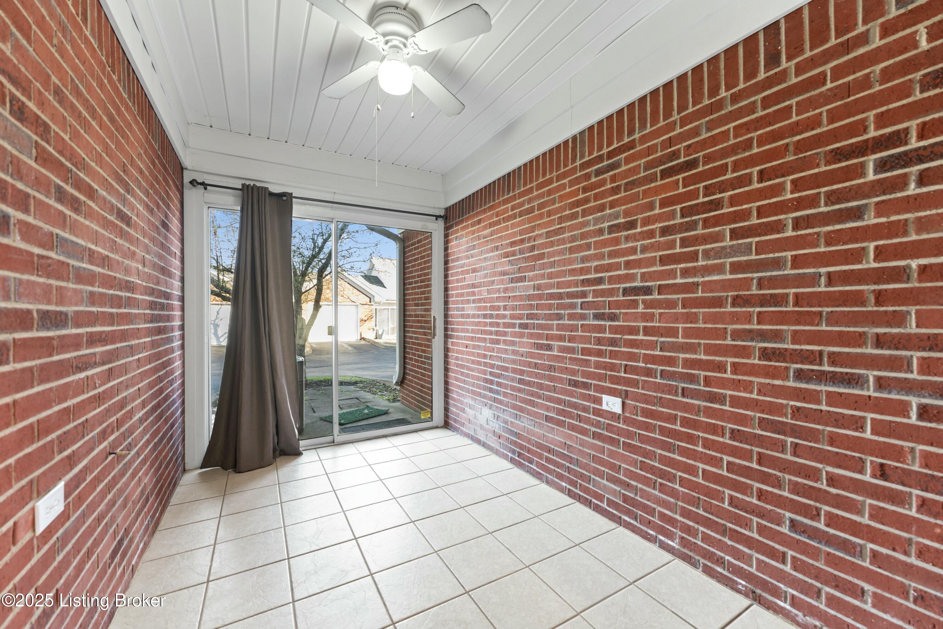 7824 Turtle Run Ct
