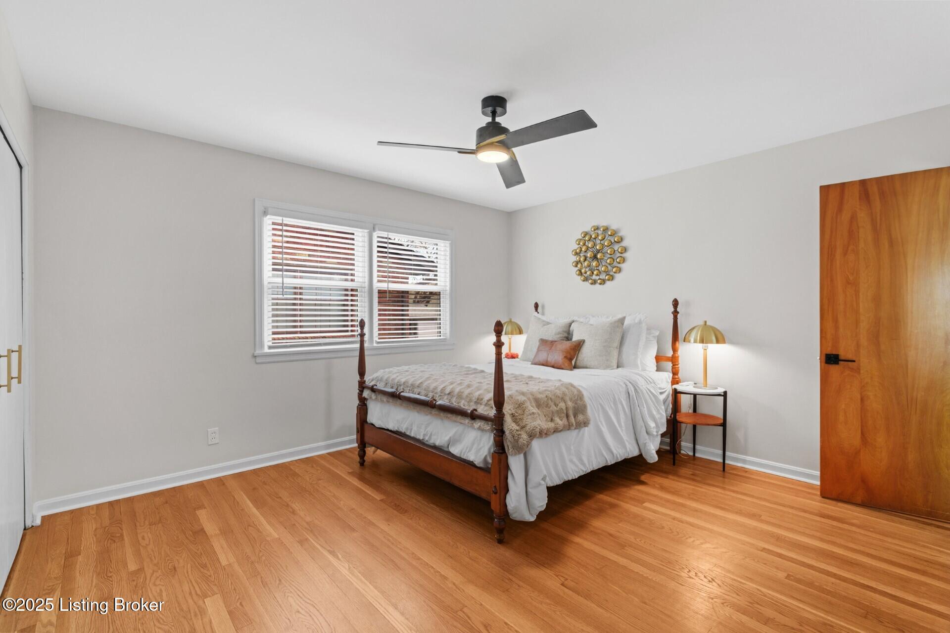 3122 Sunny Ln