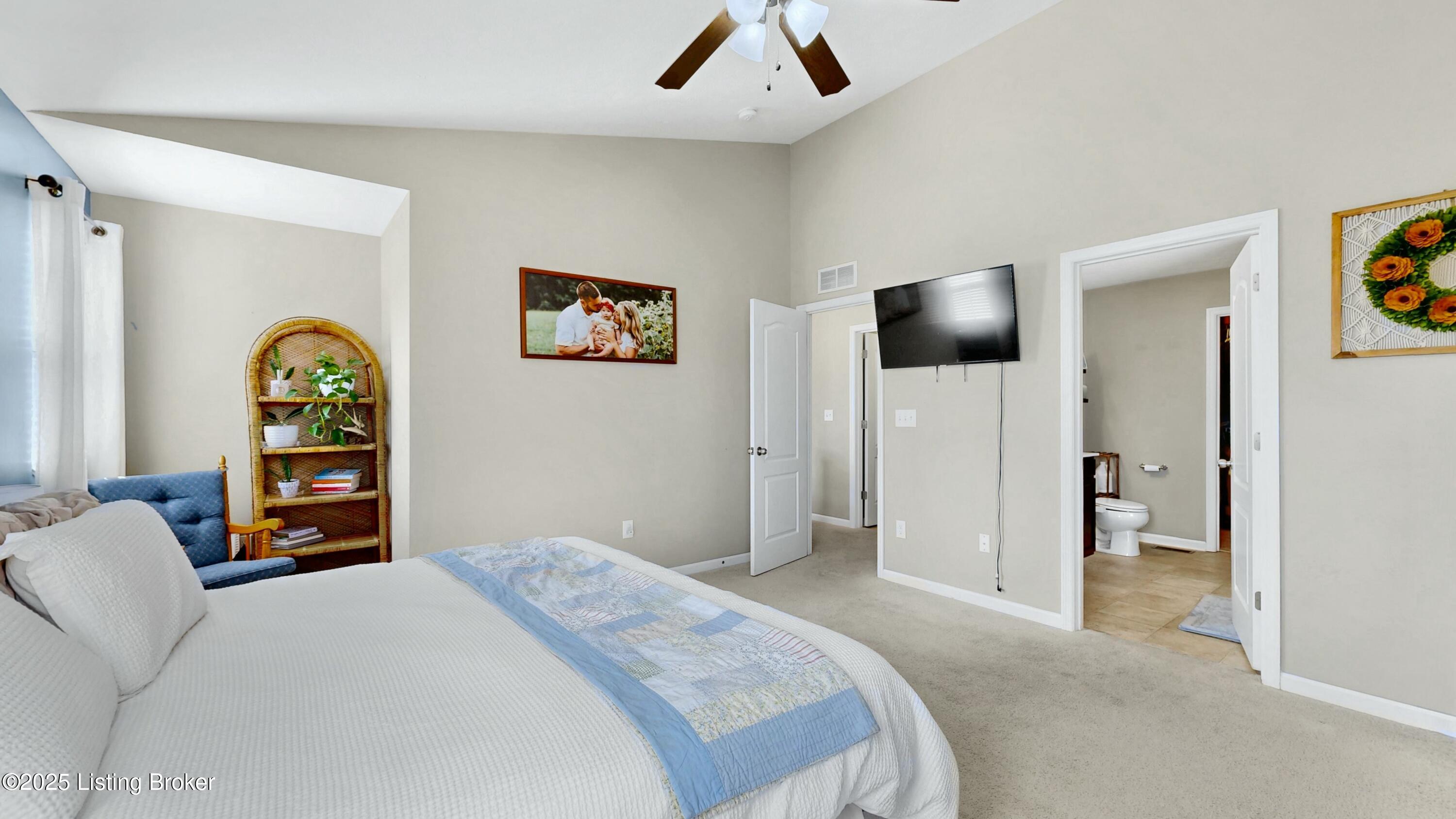 6064 Edgemont Way