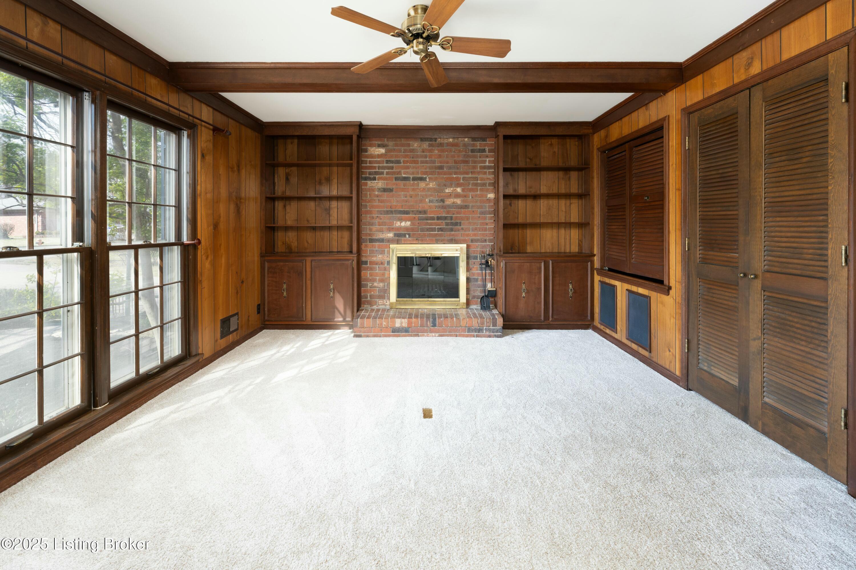 2209 Douglass Woods Ct