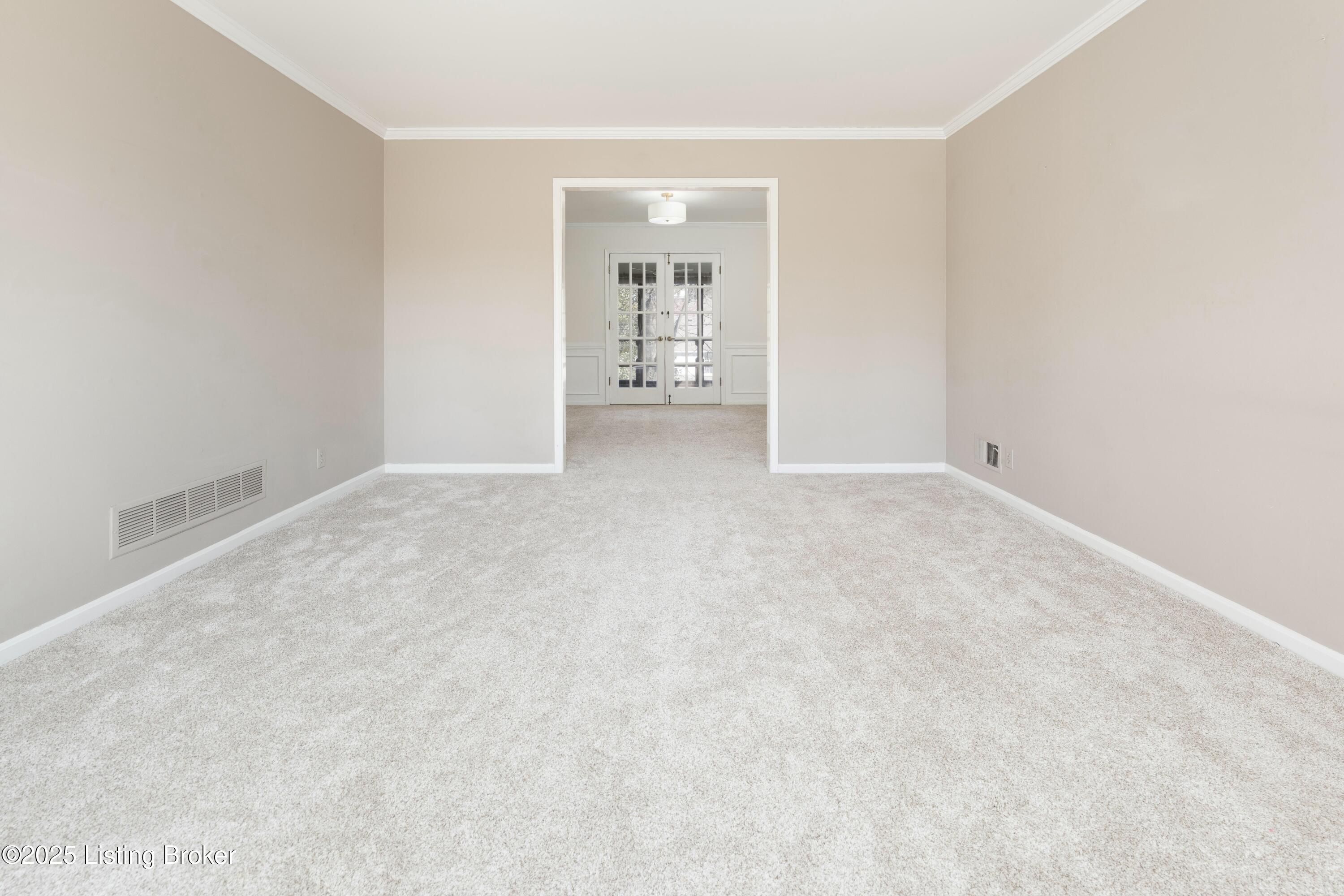2209 Douglass Woods Ct