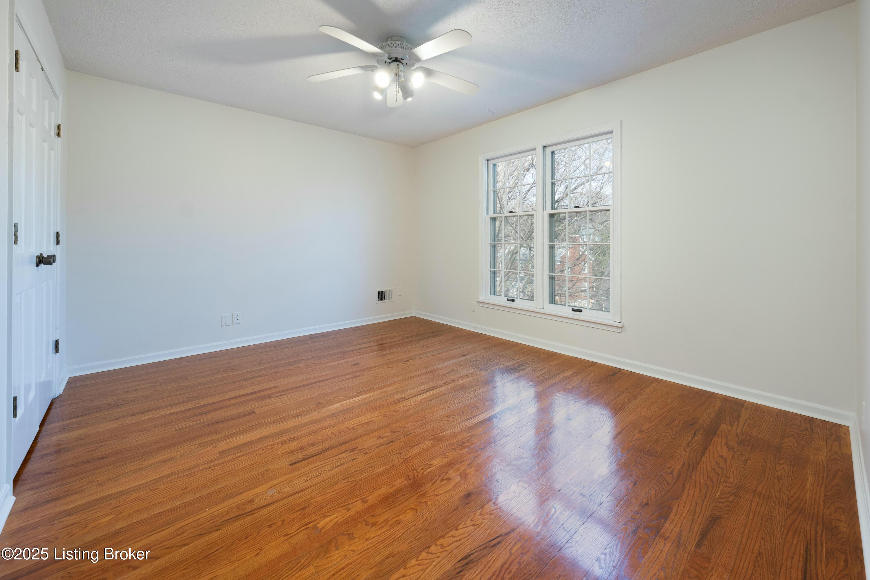 2209 Douglass Woods Ct