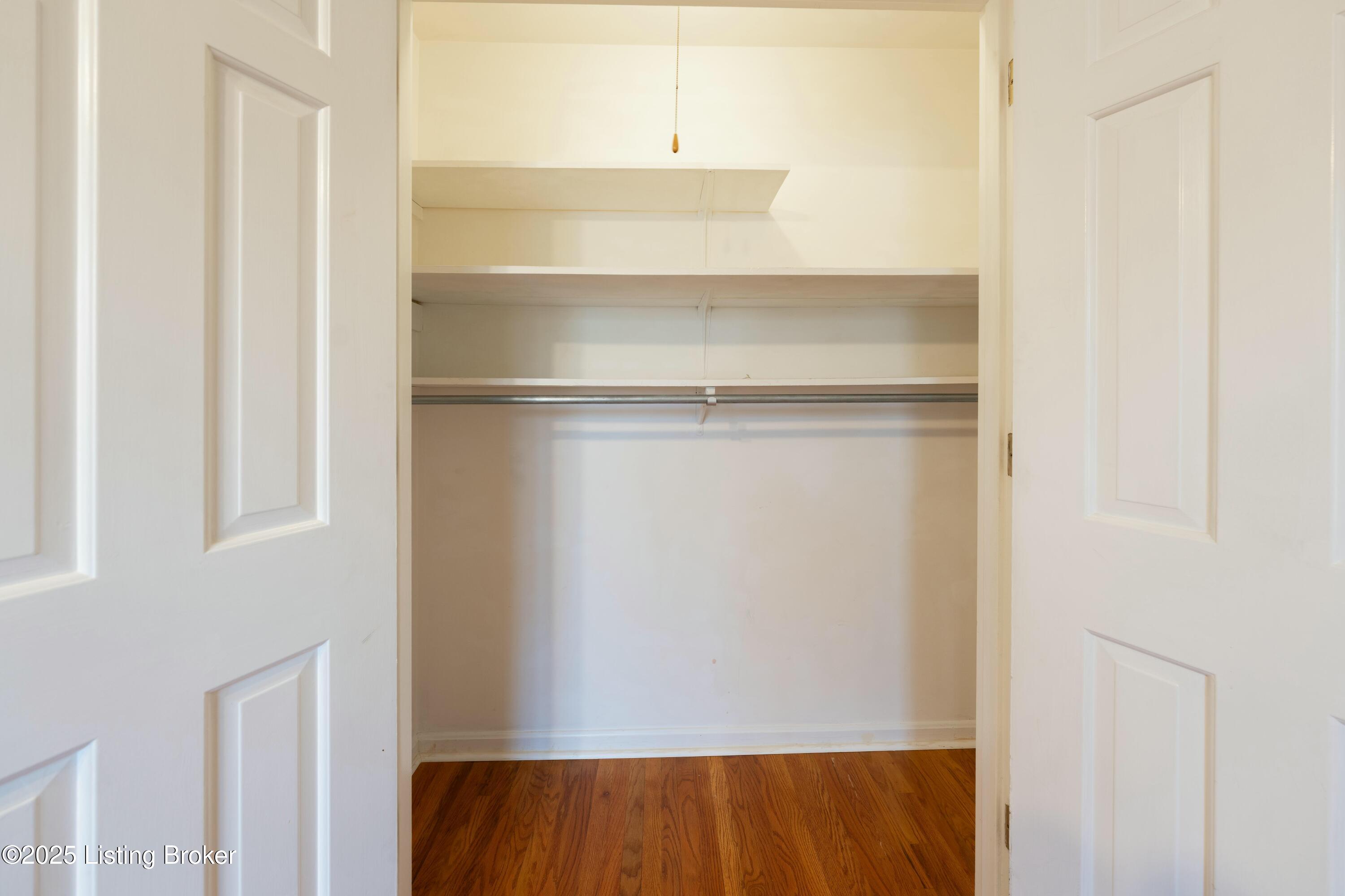 2209 Douglass Woods Ct