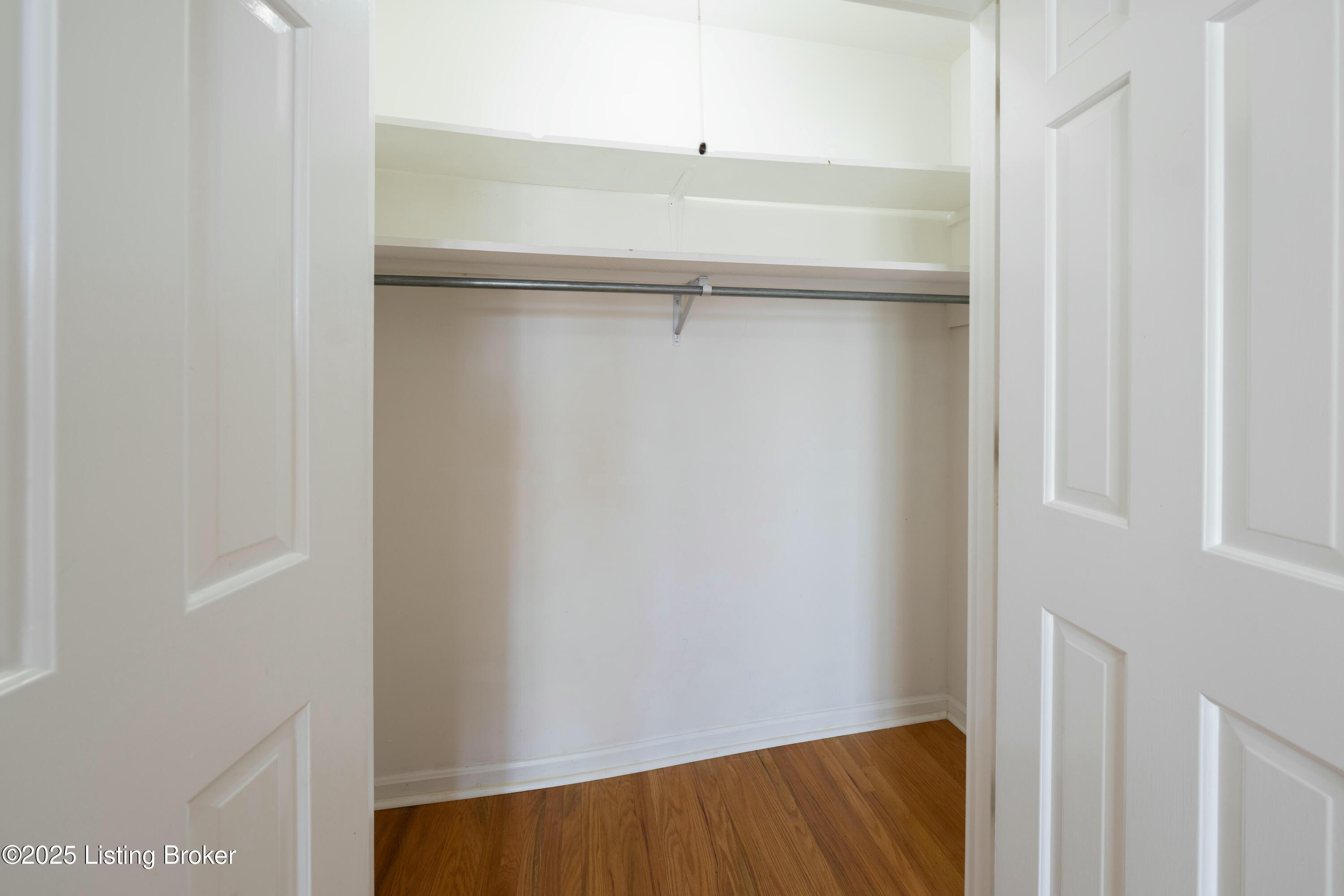 2209 Douglass Woods Ct