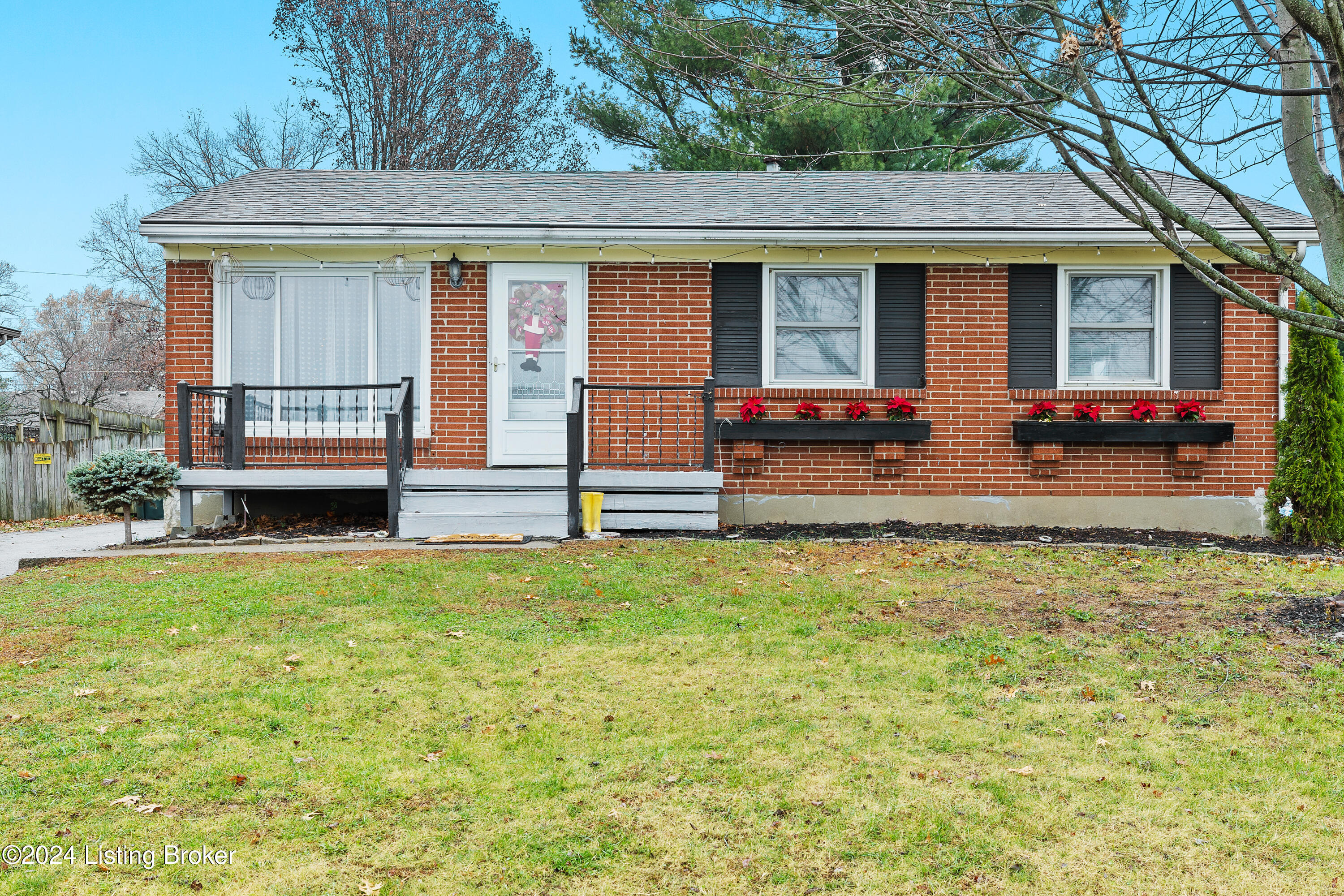 2508 Tregaron Ave