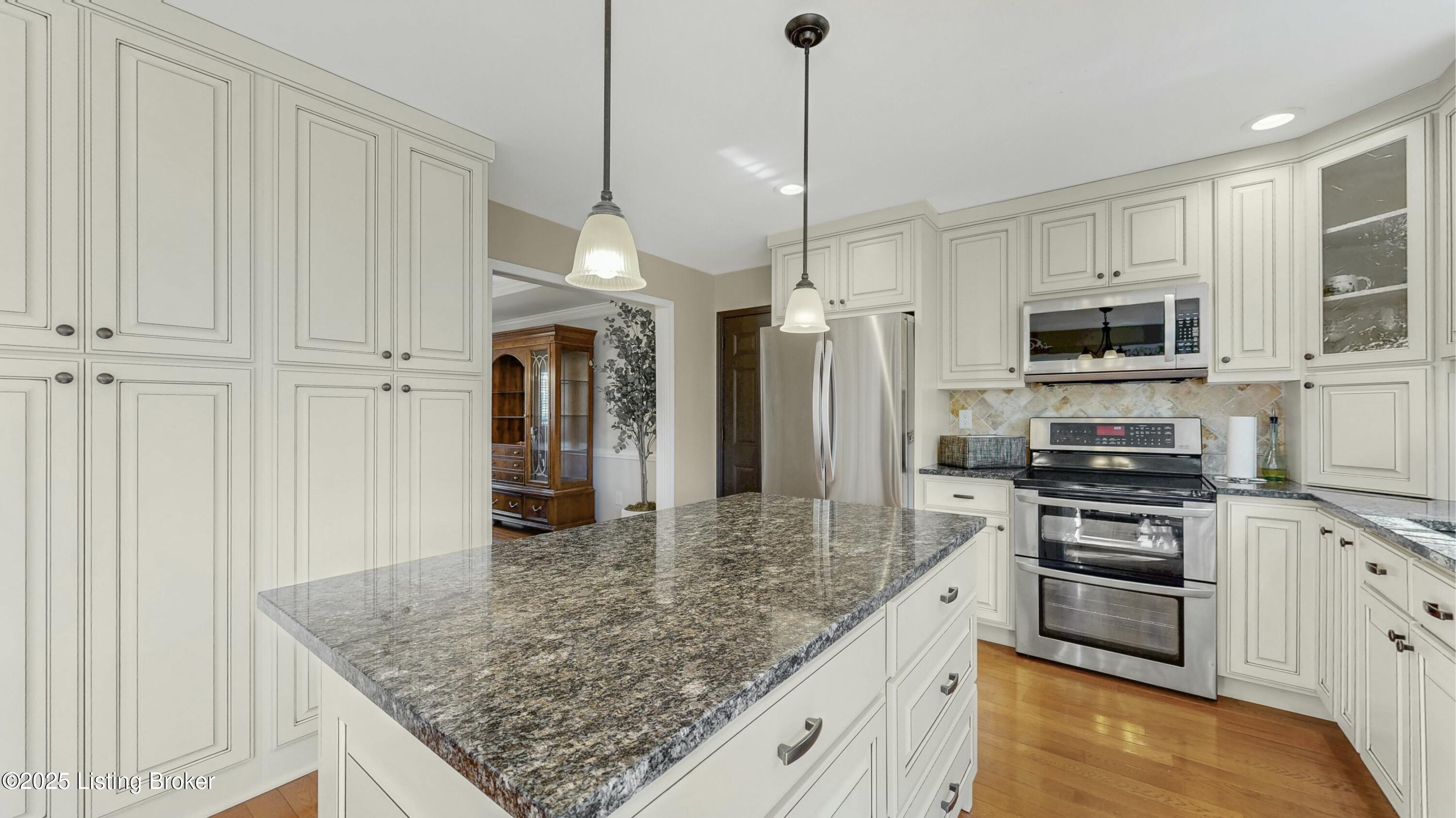 1016 Garden Creek Cir