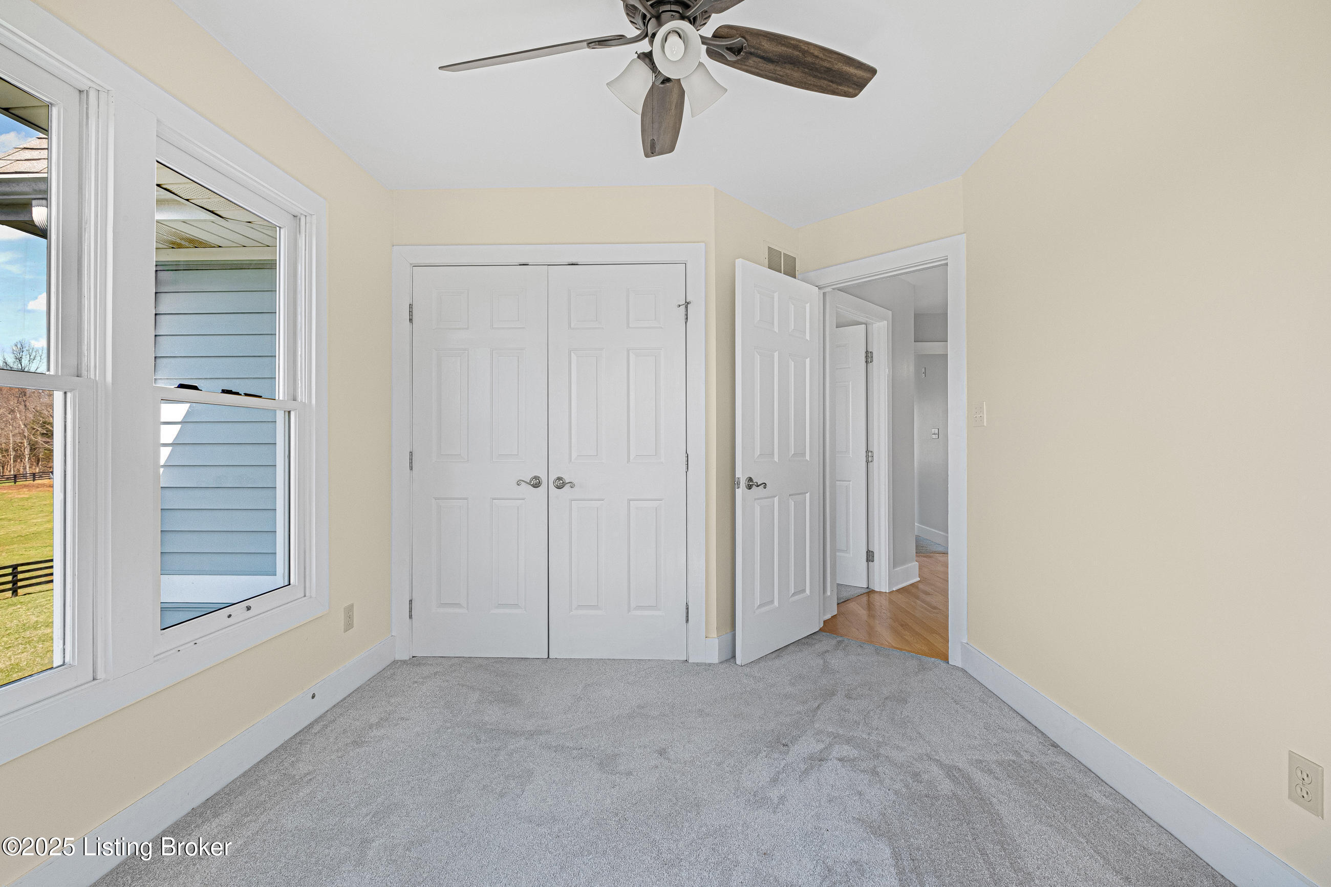 2337 Ash Run Ln
