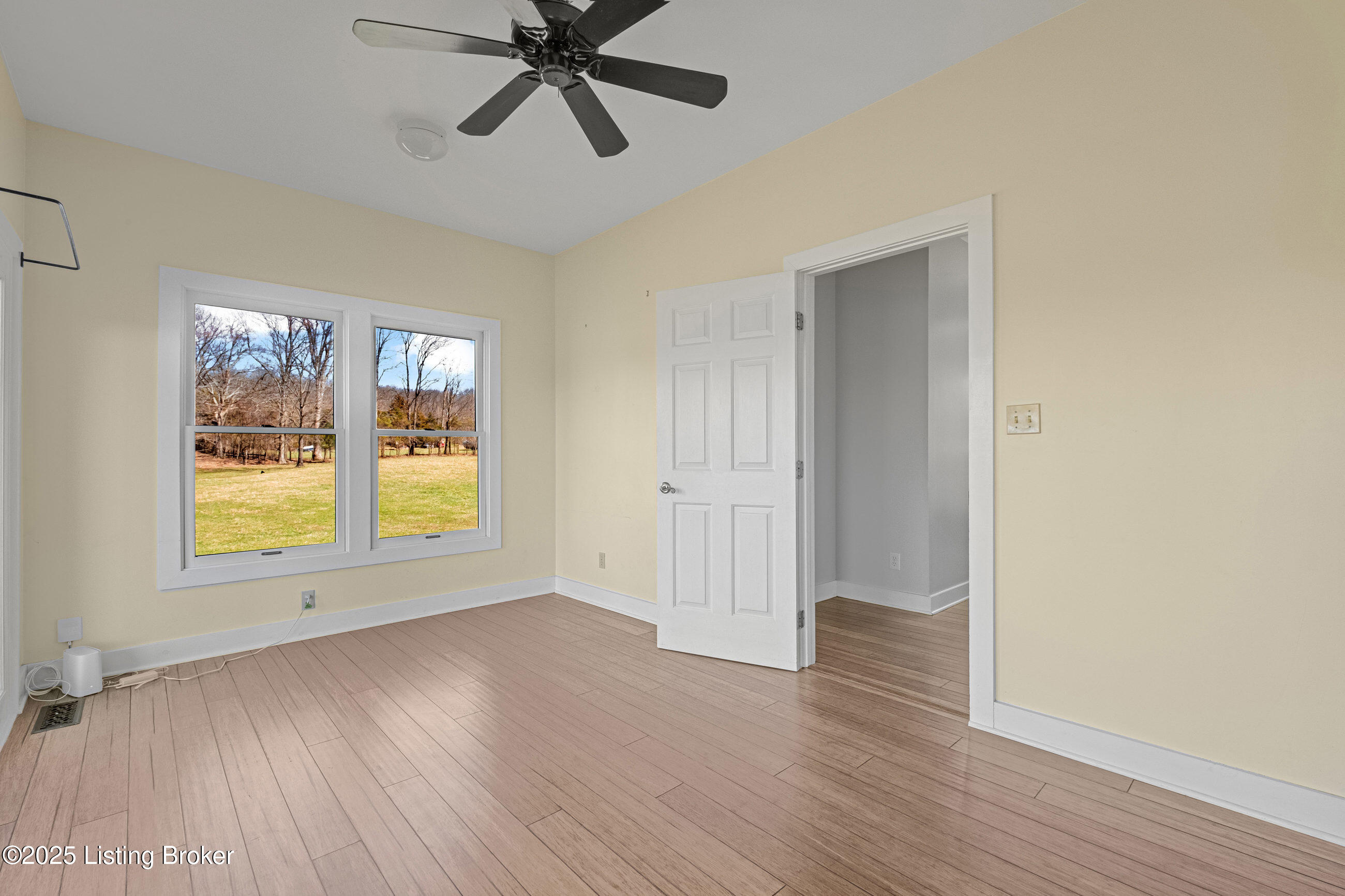 2337 Ash Run Ln