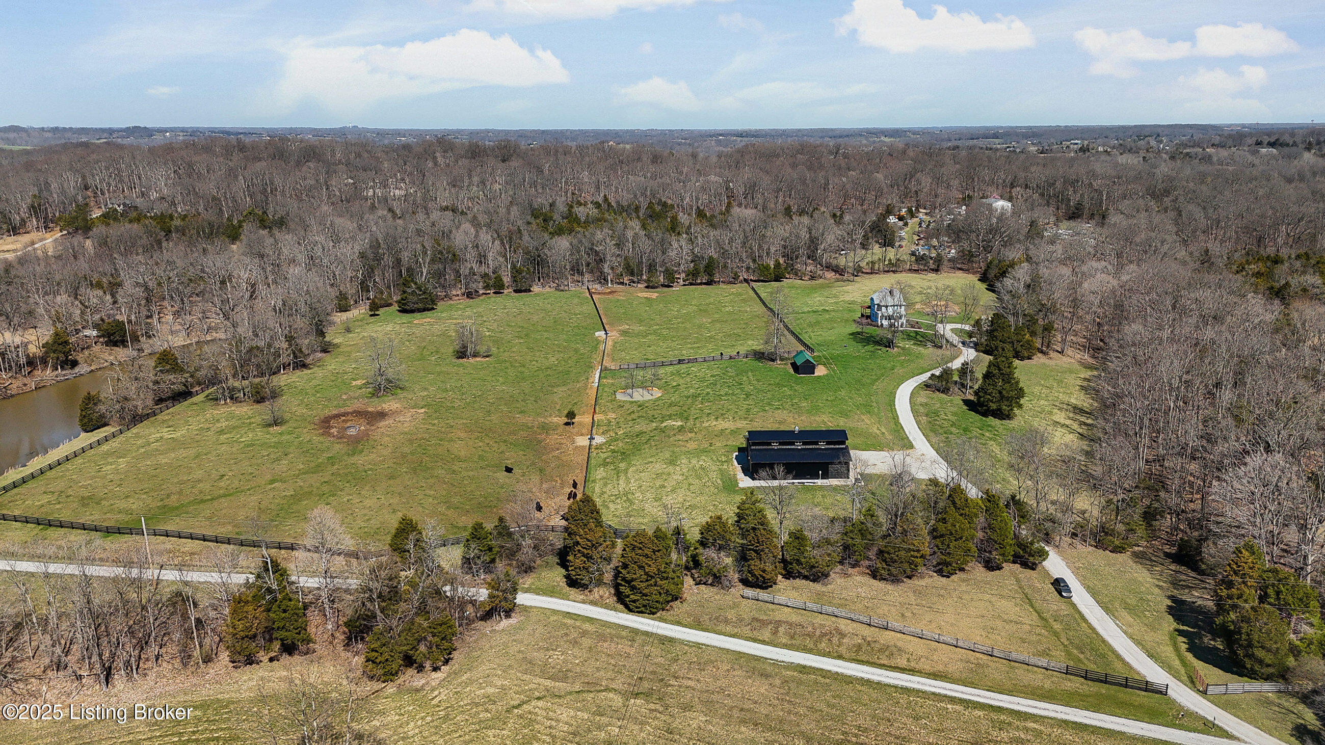 2337 Ash Run Ln