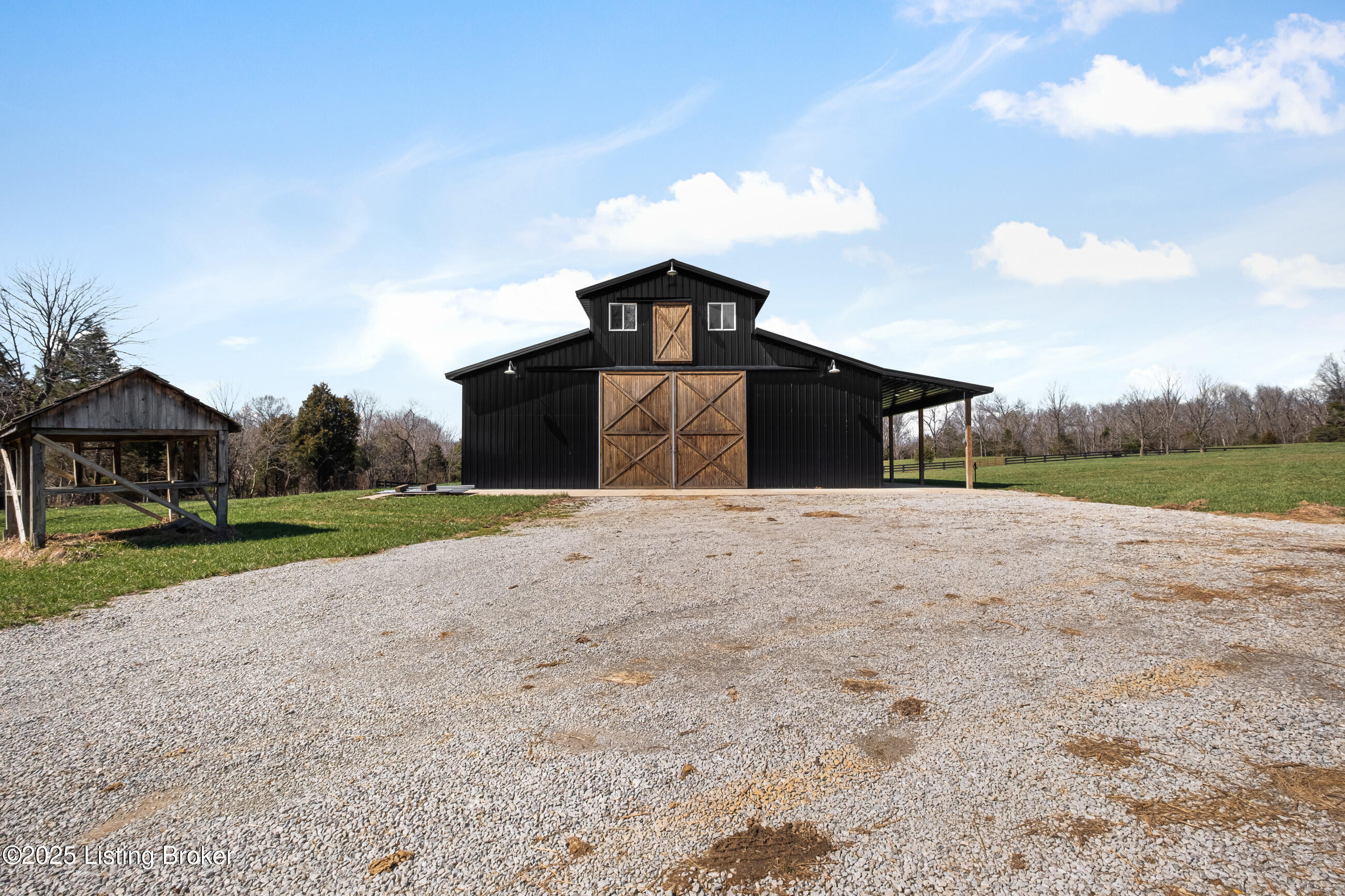 2337 Ash Run Ln