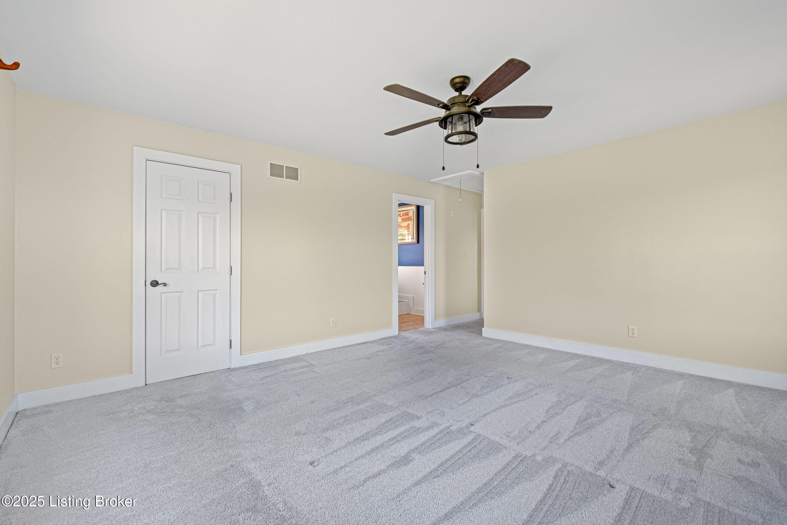 2337 Ash Run Ln