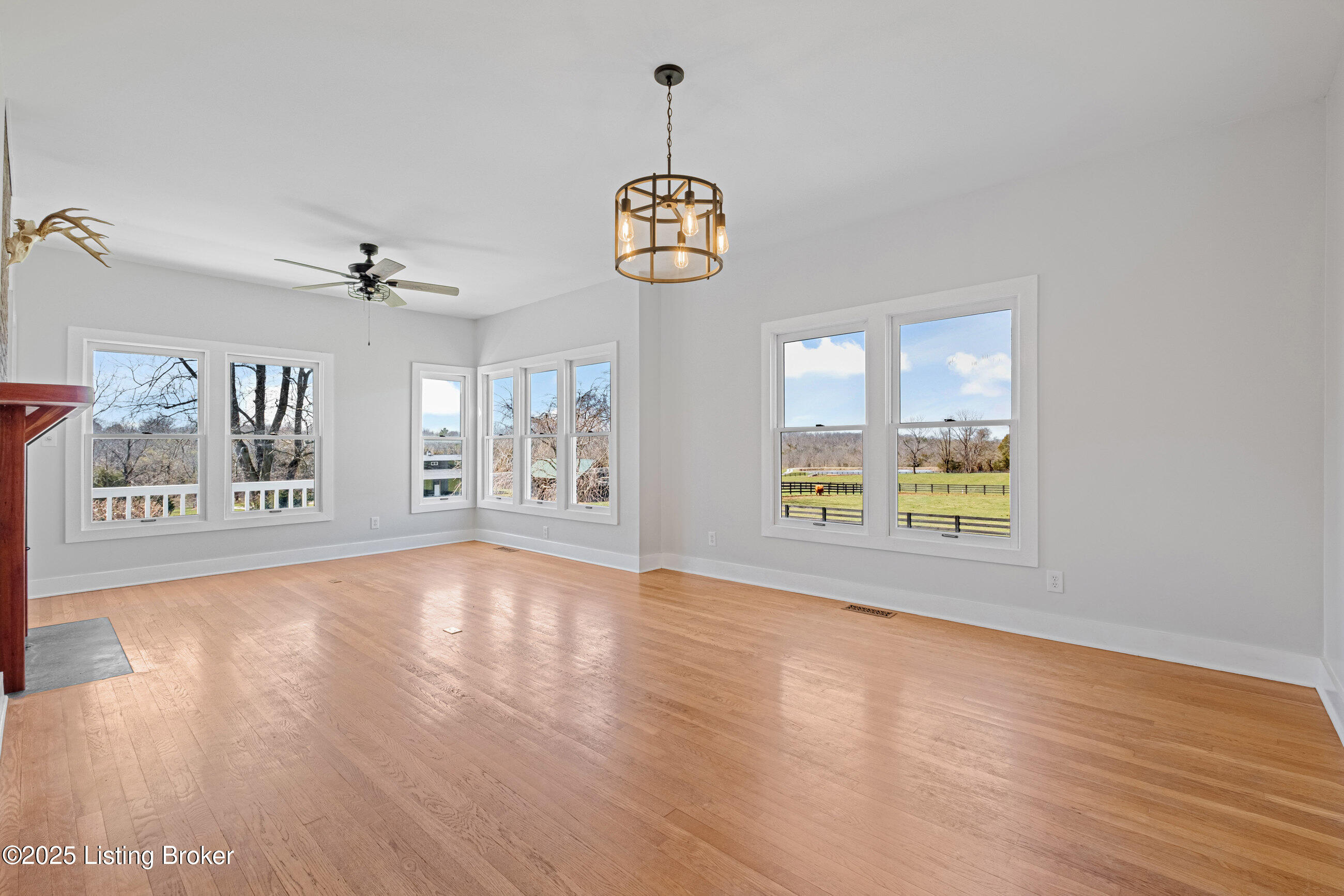 2337 Ash Run Ln