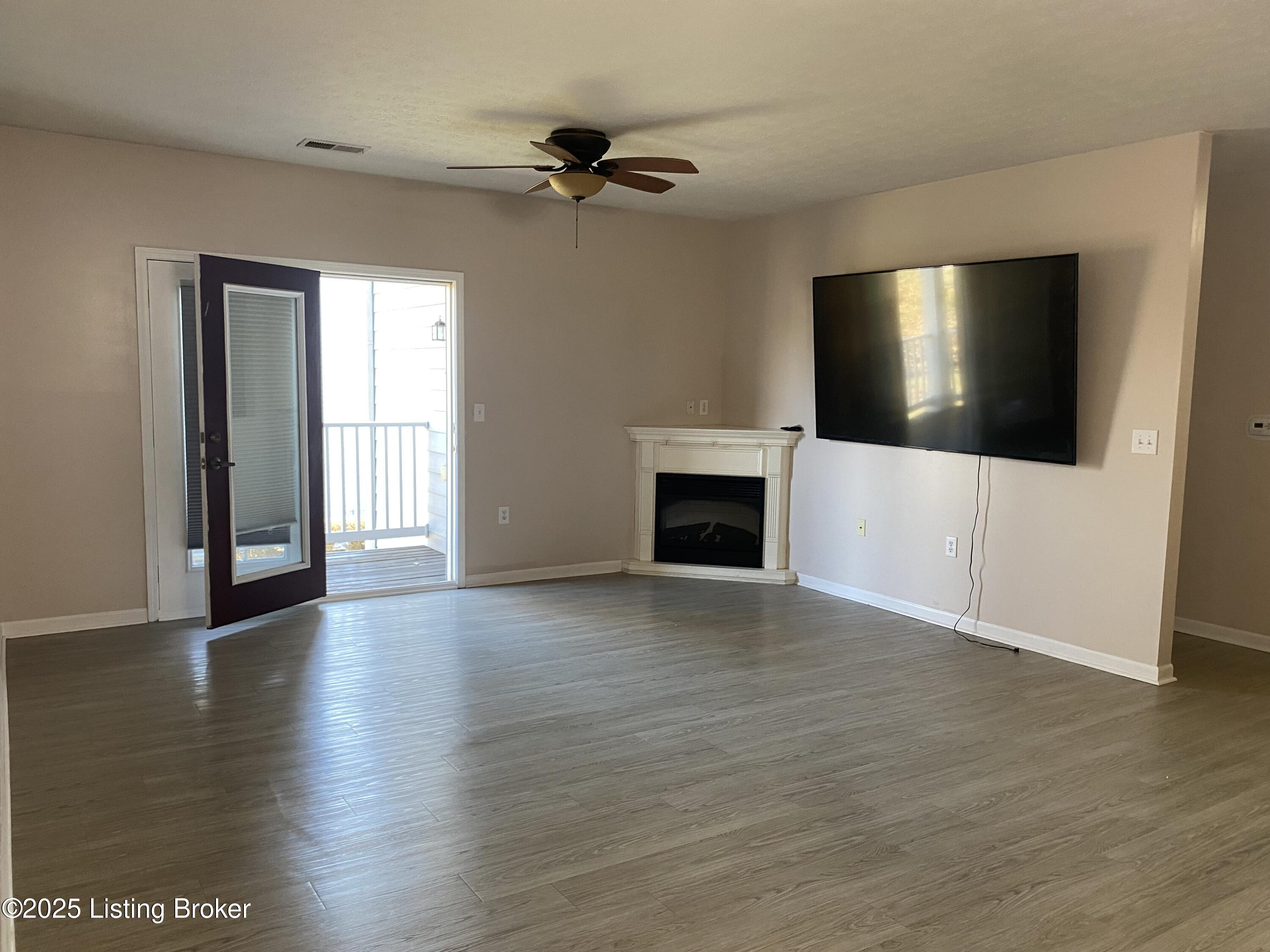 2602 Aristocrat Pl 203