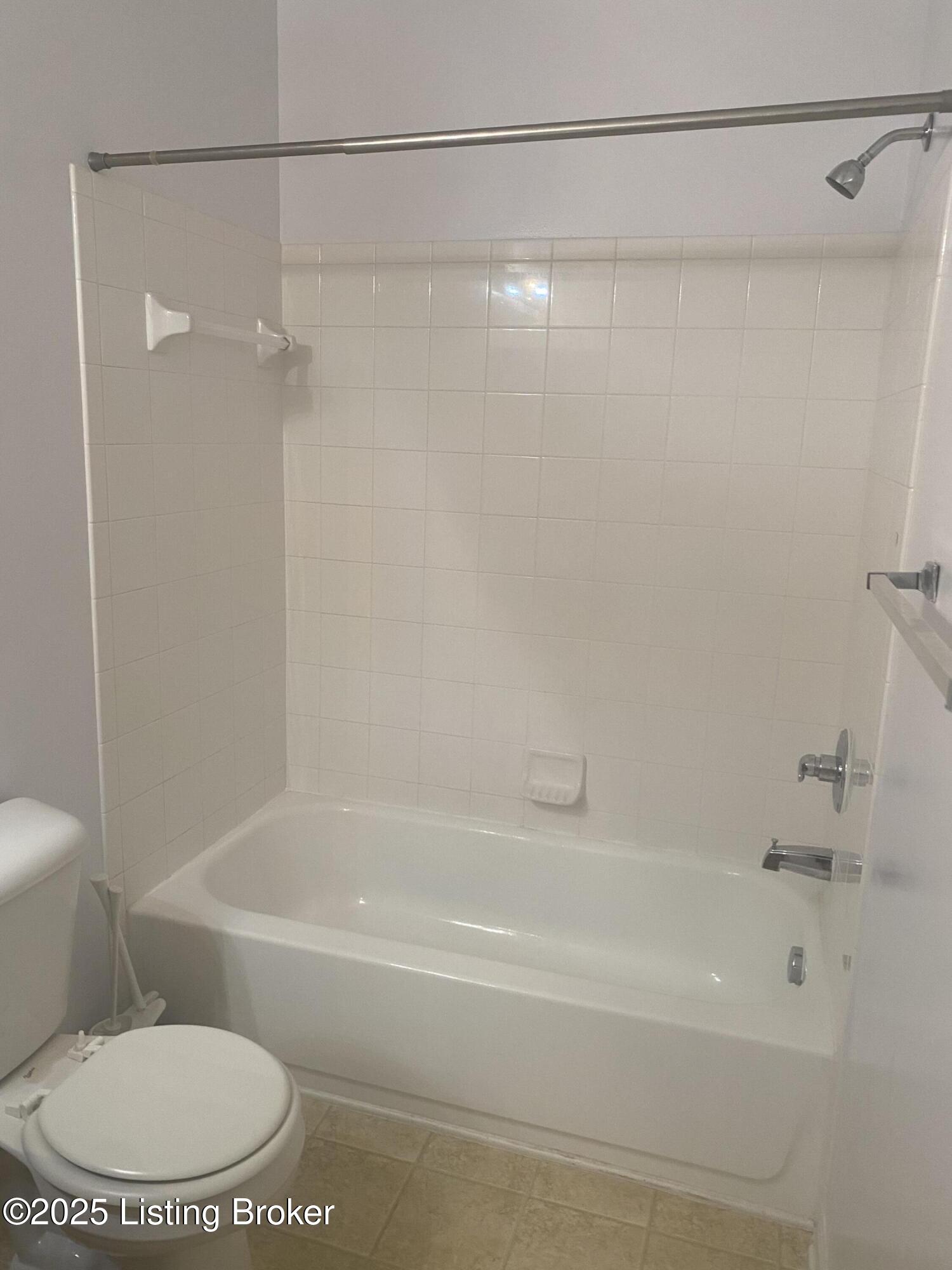 2602 Aristocrat Pl 203