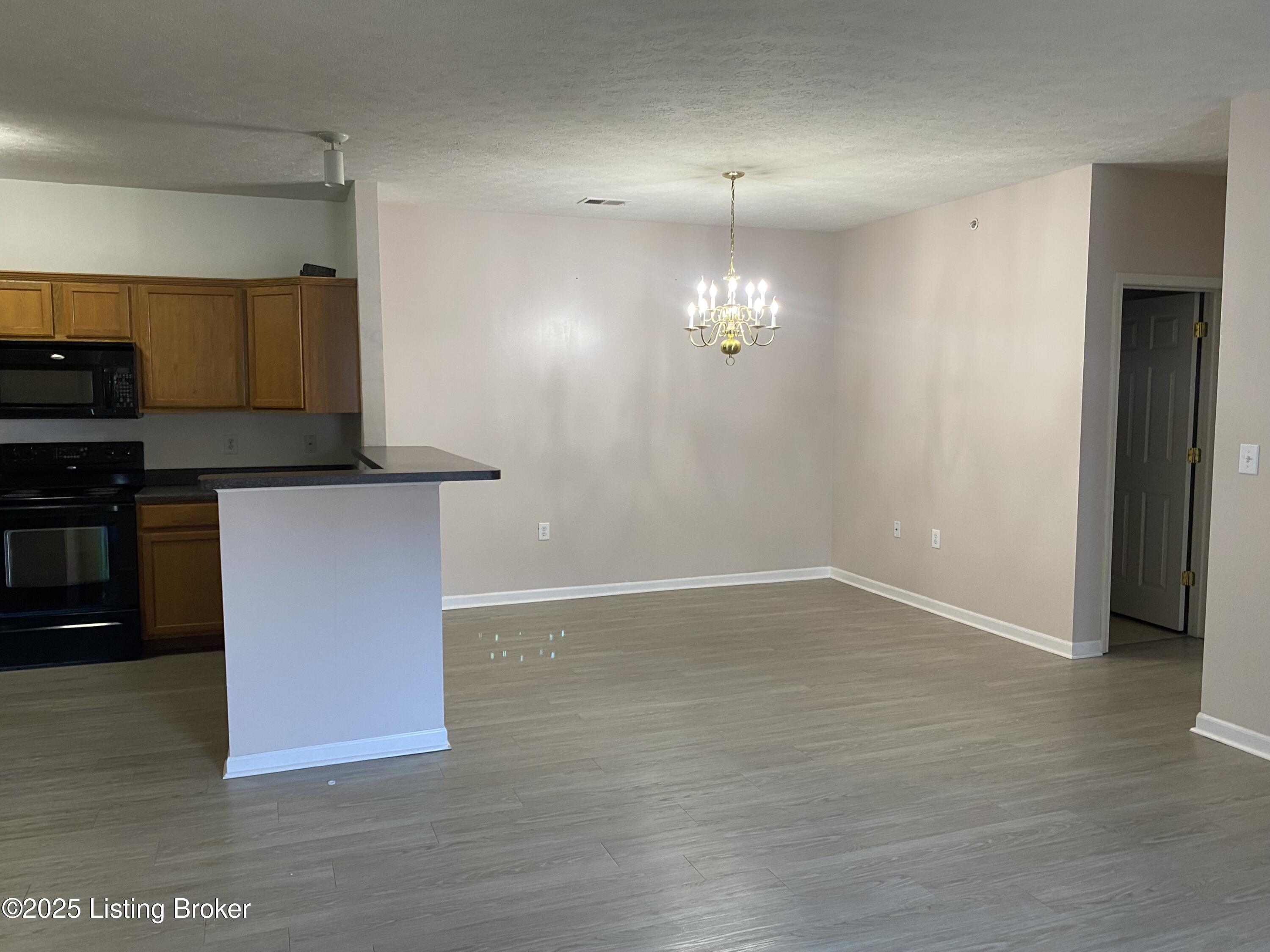 2602 Aristocrat Pl 203
