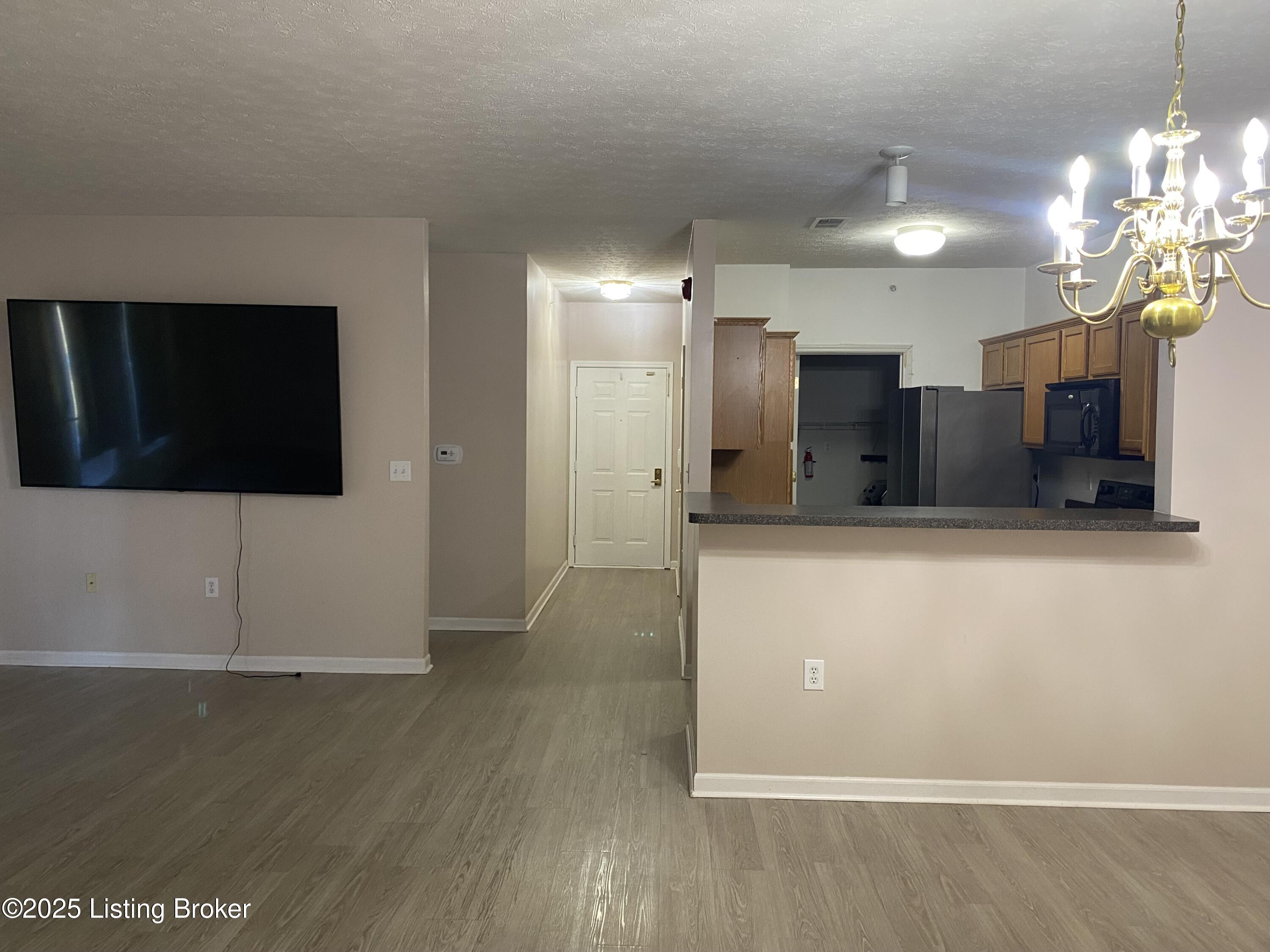 2602 Aristocrat Pl 203