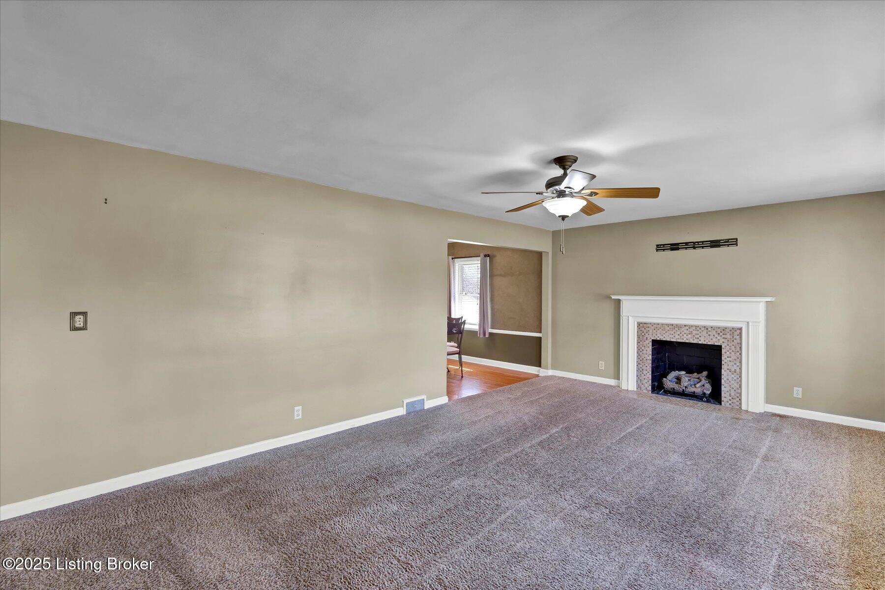 4251 Regina Ln
