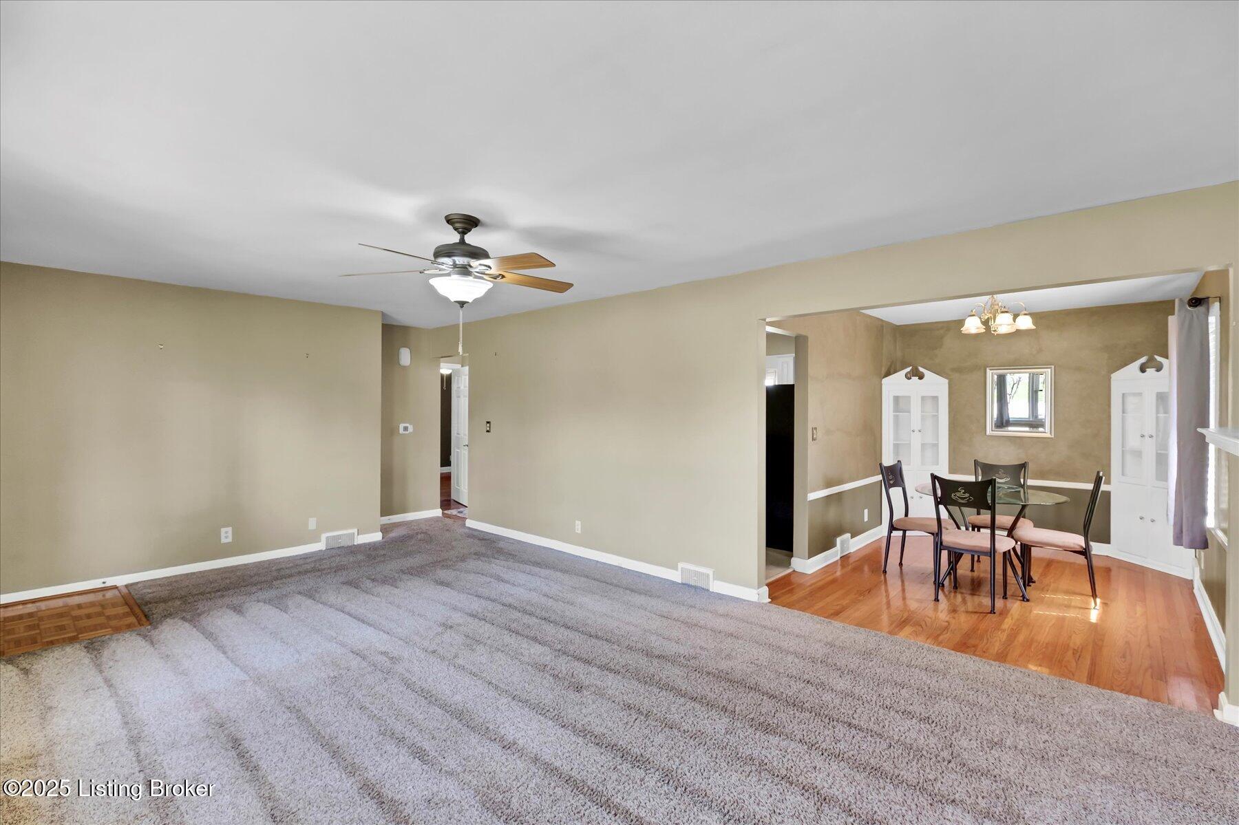 4251 Regina Ln