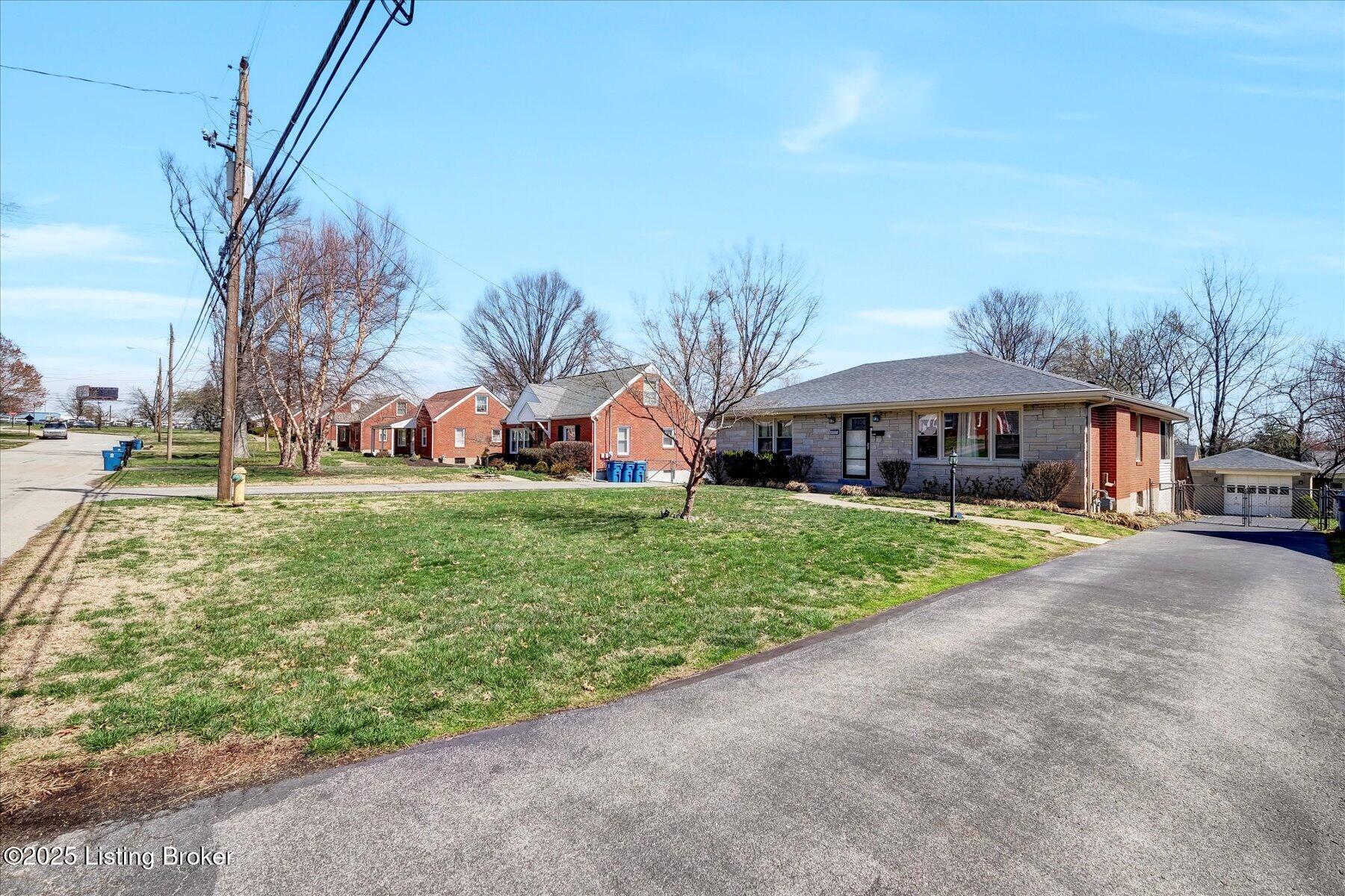 4251 Regina Ln
