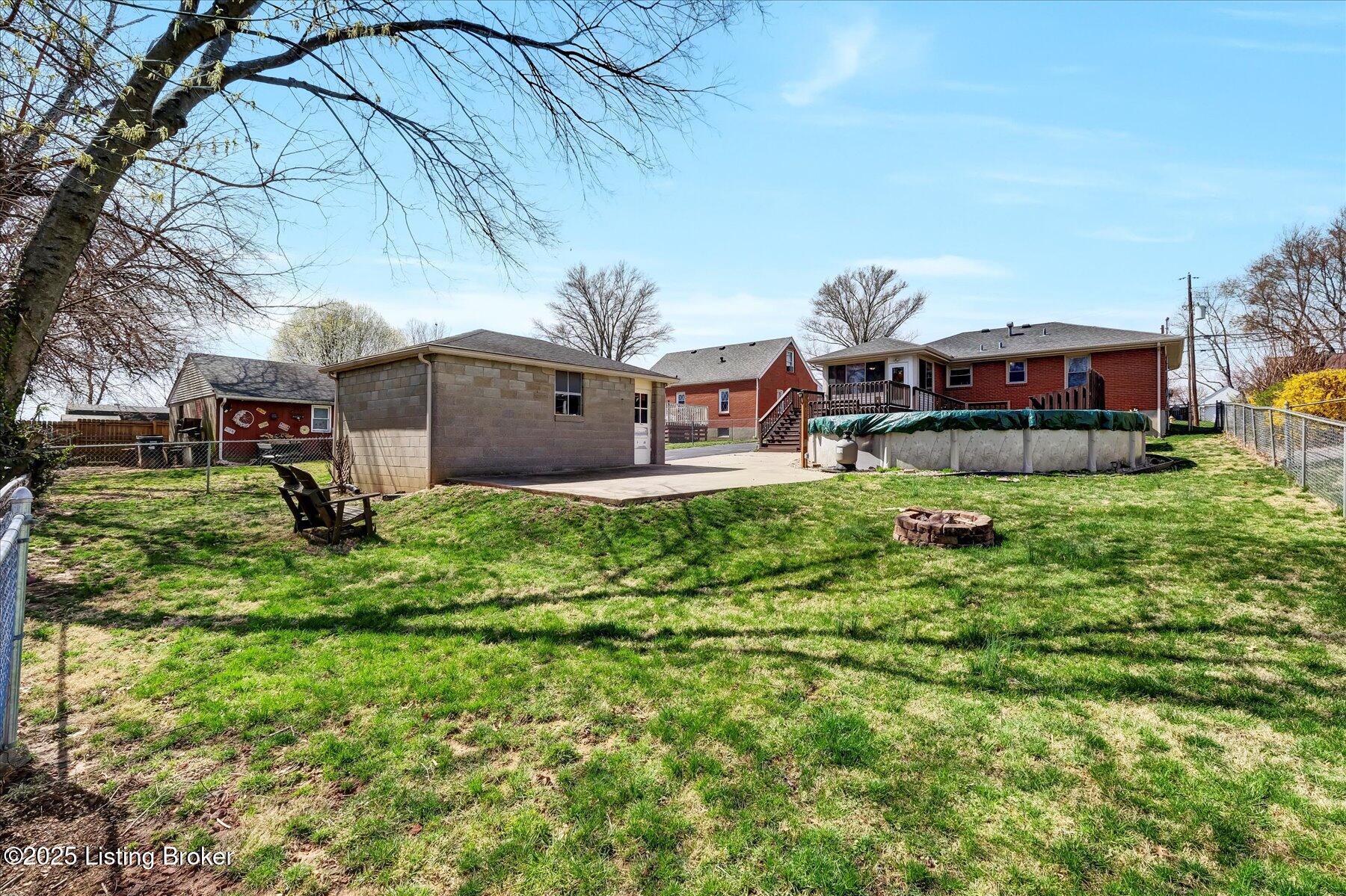 4251 Regina Ln