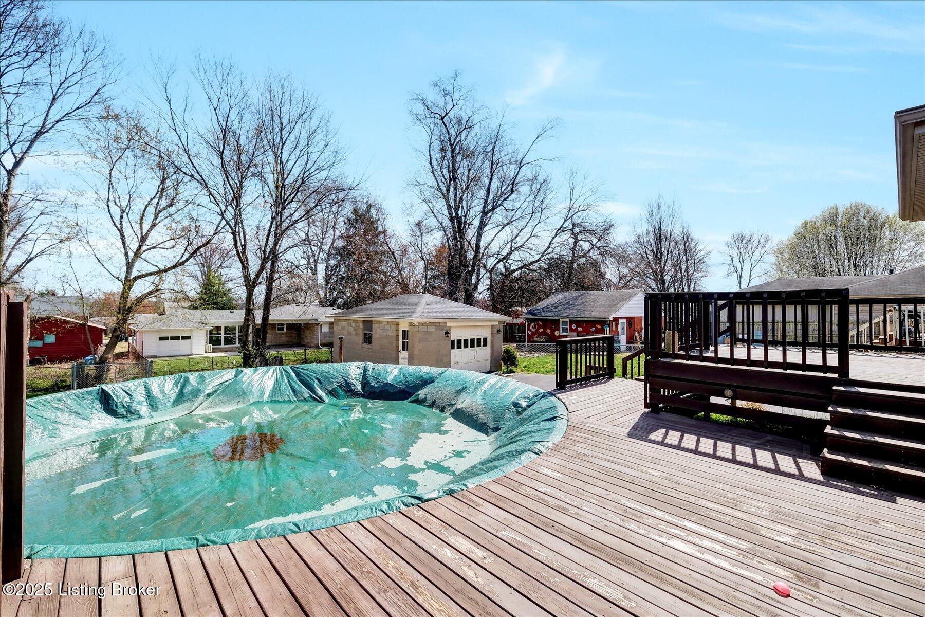 4251 Regina Ln